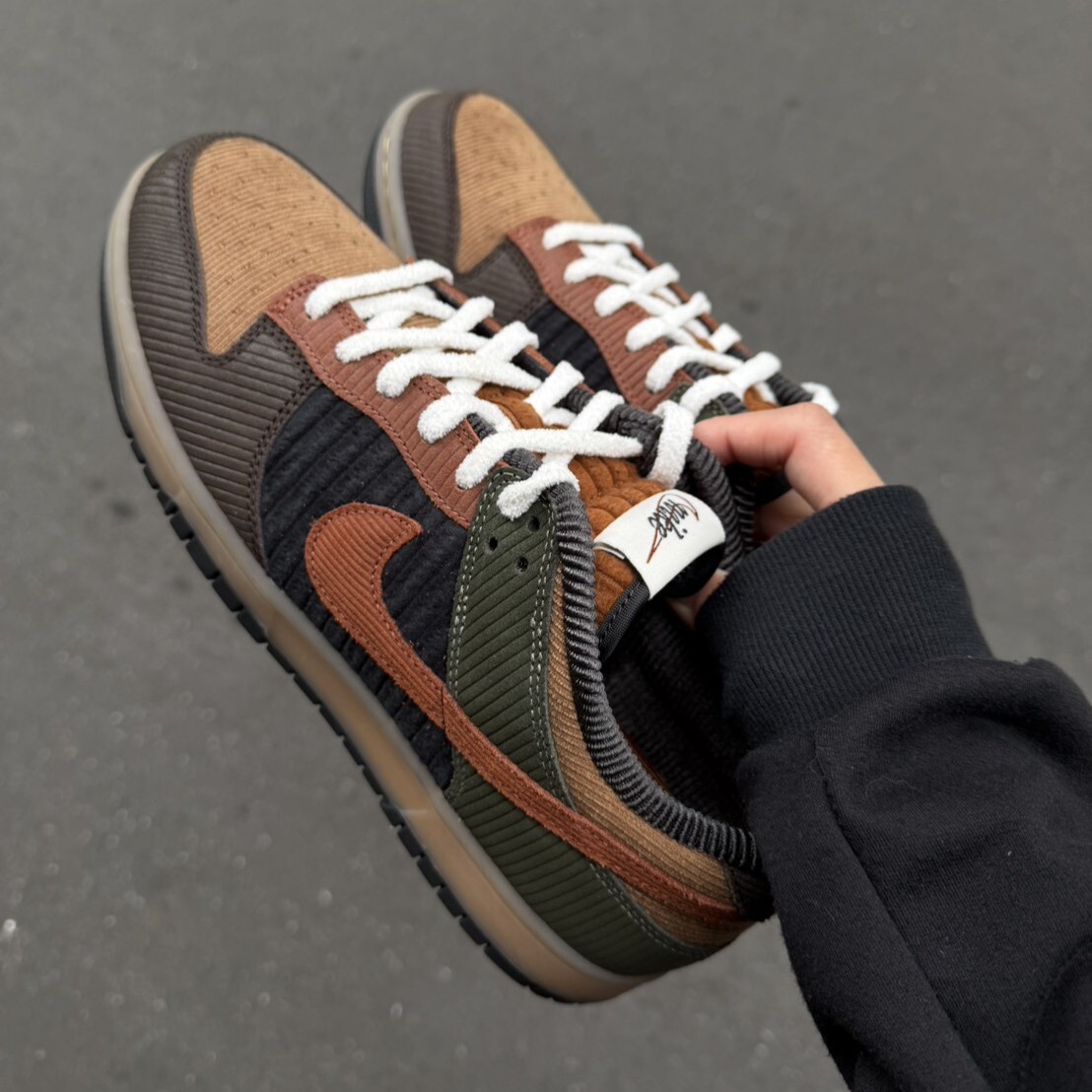 【官網限定】Nike Dunk Low Retro Premium ''Caramel Olives'' 焦糖橄欖 燈芯絨 IB7746-201 IX