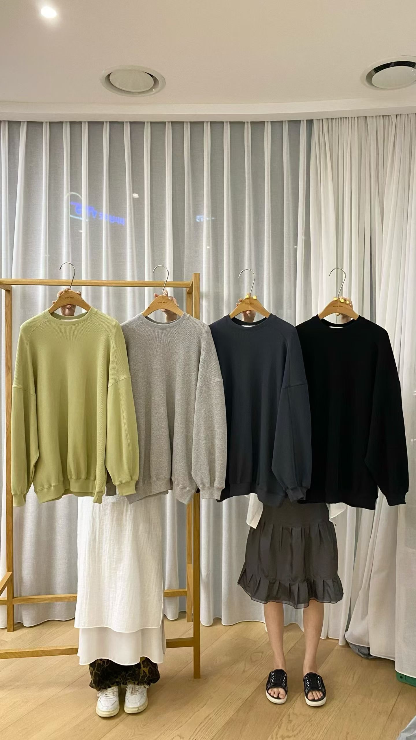 OR2615 Oversized crewneck Top