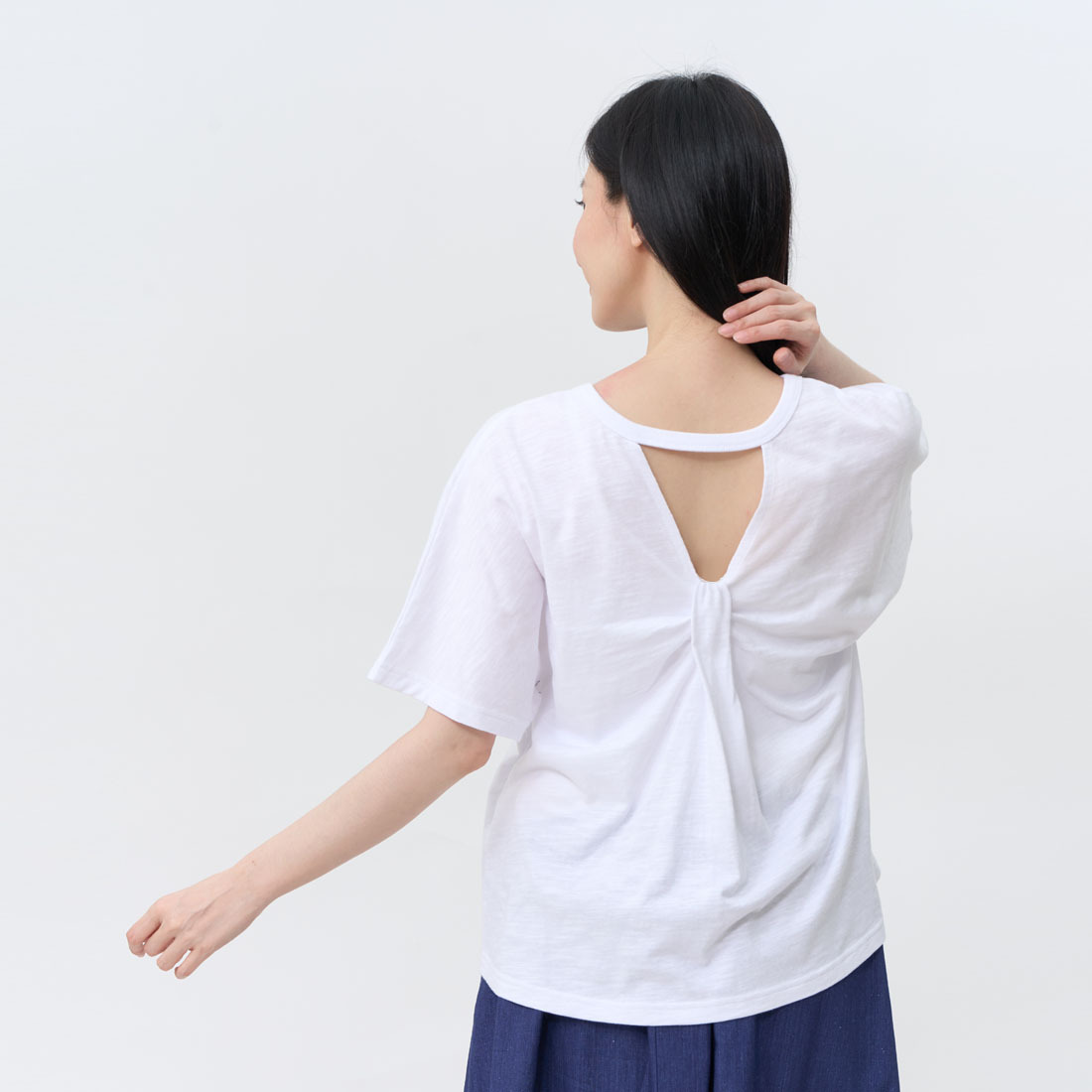Bamboo Fiber Cotton Drop Shoulder Open Back Top / White