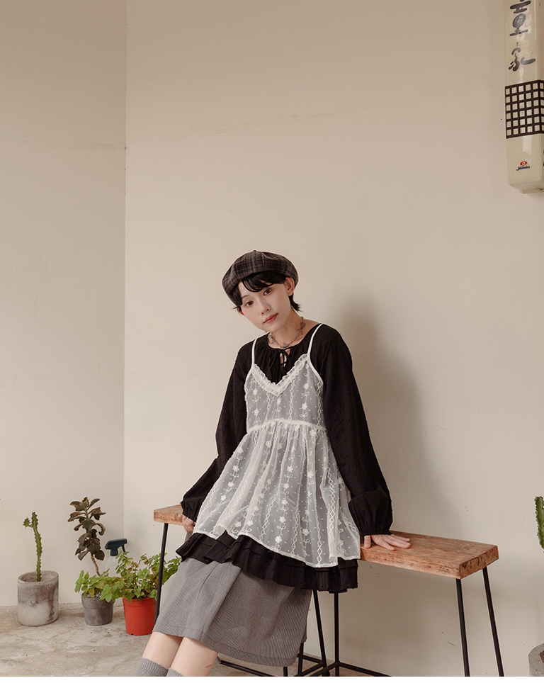 Color-blocked plaid wool beret, available in four colors.【07021008】in stock+pre-order