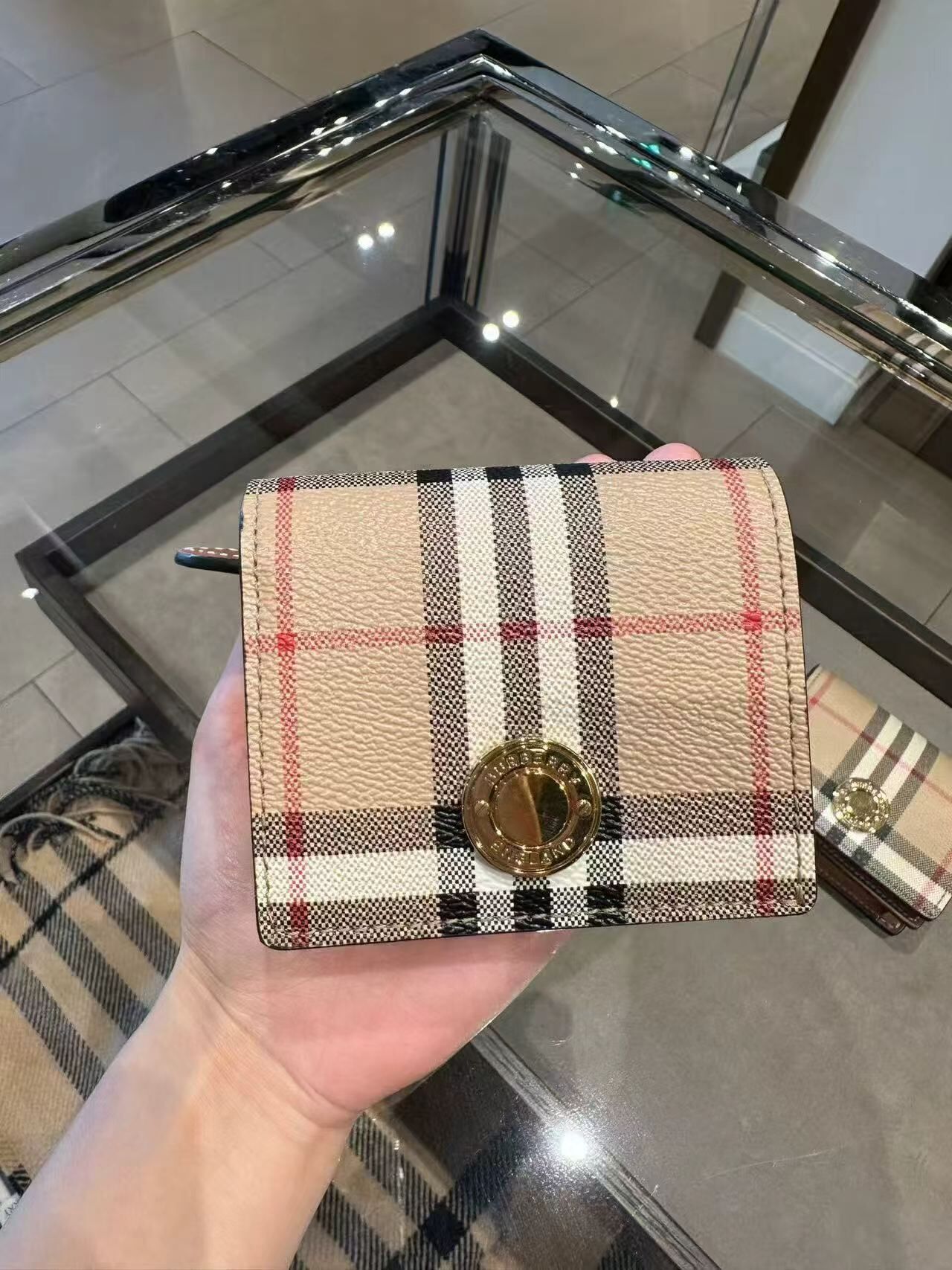 【預購】Burberry S100602 經典復古格紋短銀包