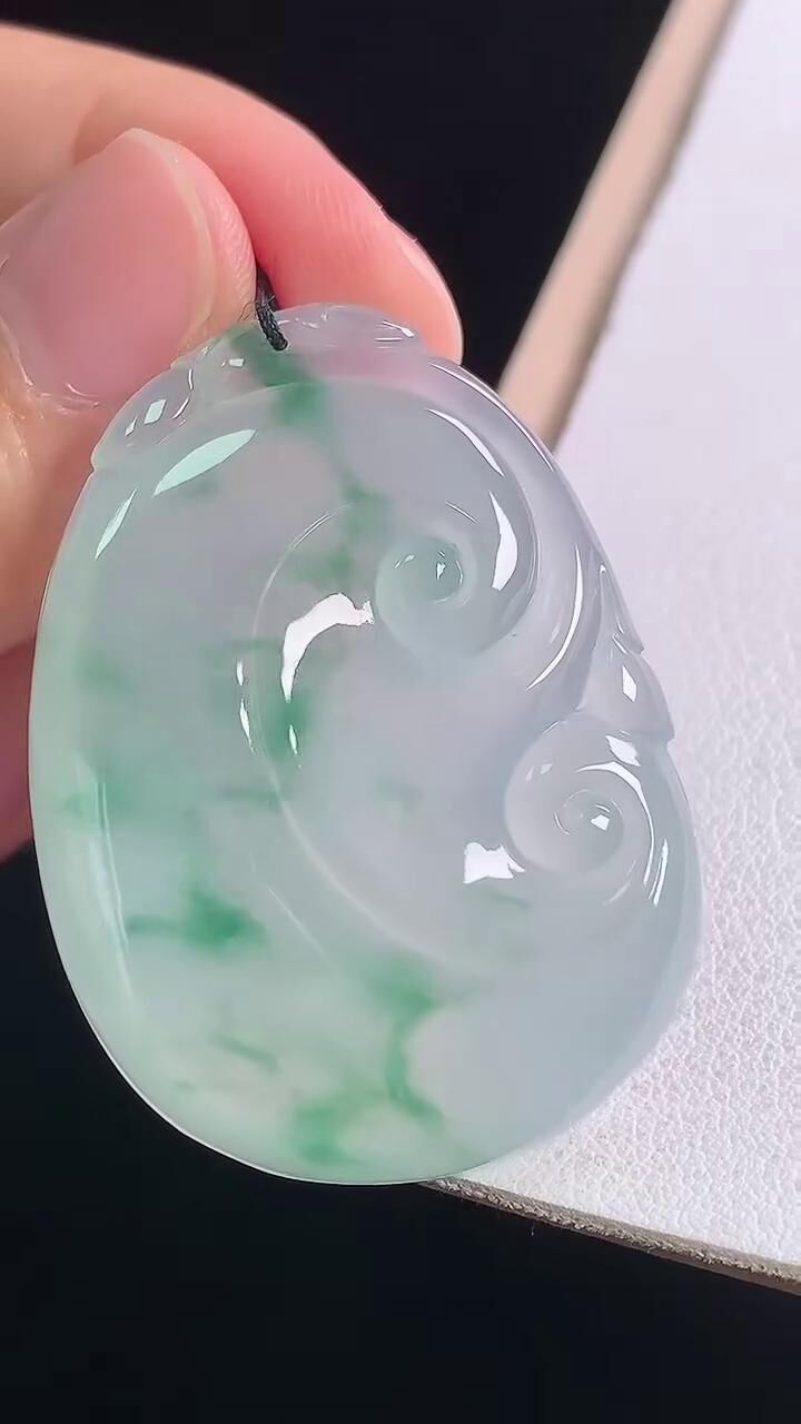 927233 翡翠冰飄花如意