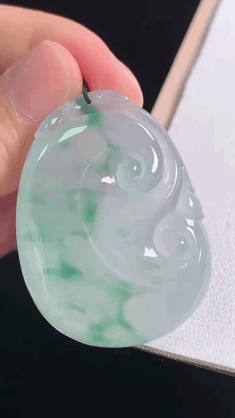 927233 翡翠冰飄花如意