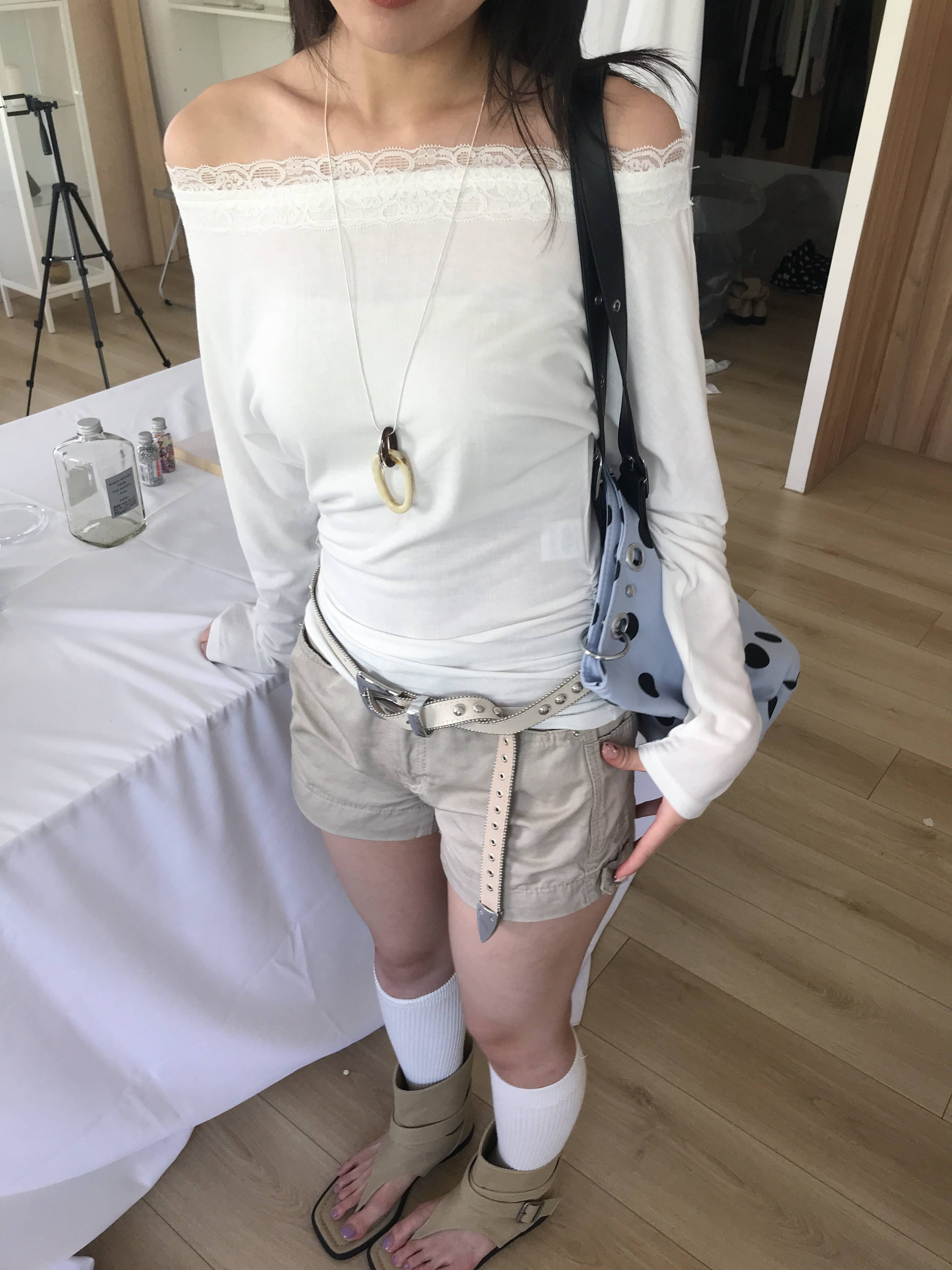 琥珀交扣環圈項鍊