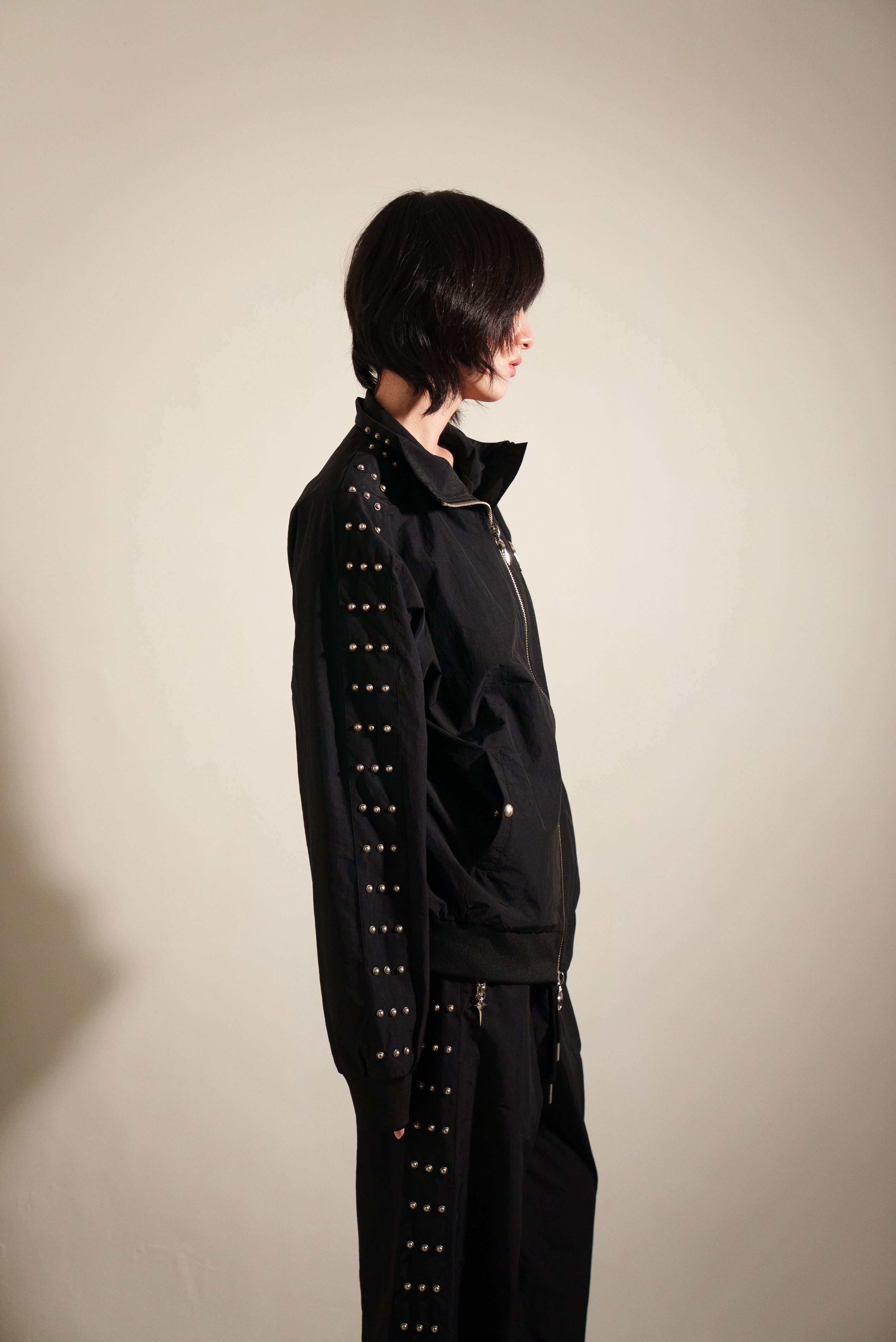 【Focus Store】現貨 Thug Club Triple Line STUD Track Jacket 鉚釘 運動外套 黑色