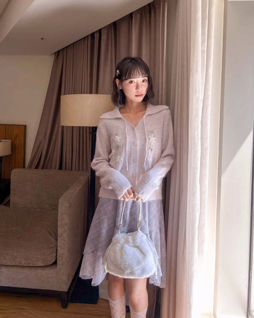 LINA LINA別緻花顏刺繡花朵抽繩翻領排釦上衣-唯美紫