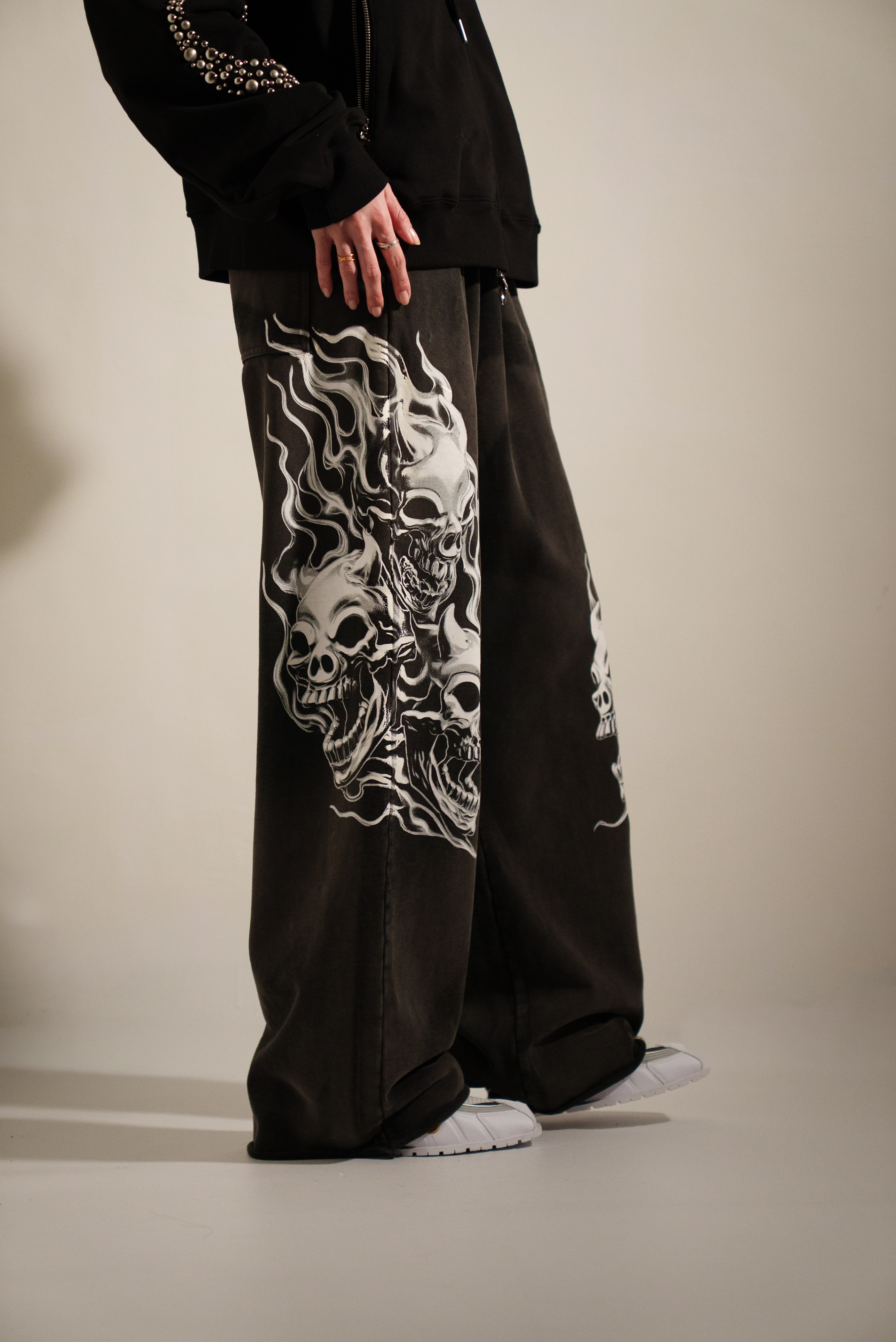 【Focus Store】現貨 Thug Club FW26 Six Riding Skull Sweatpants "Black" 黑色 棉褲
