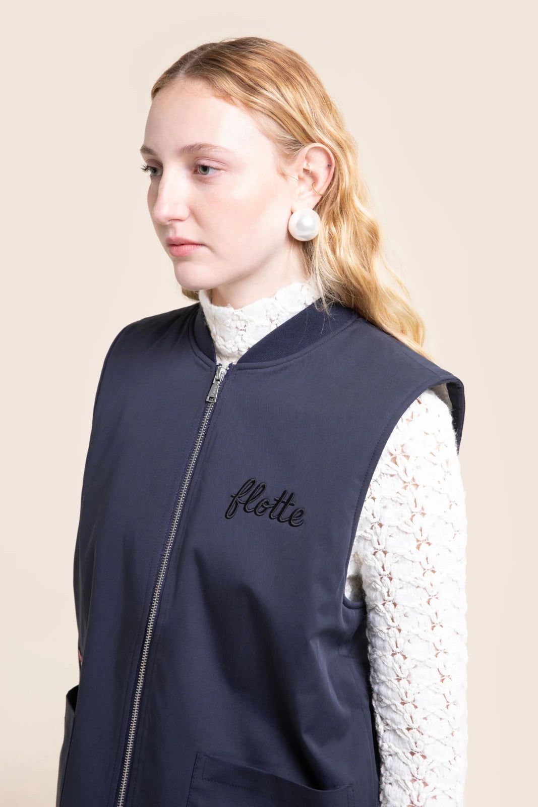 1FT1007-012 [FLOTTE] Turot 刺繡無袖背心 靛藍色 #26058 (EU)