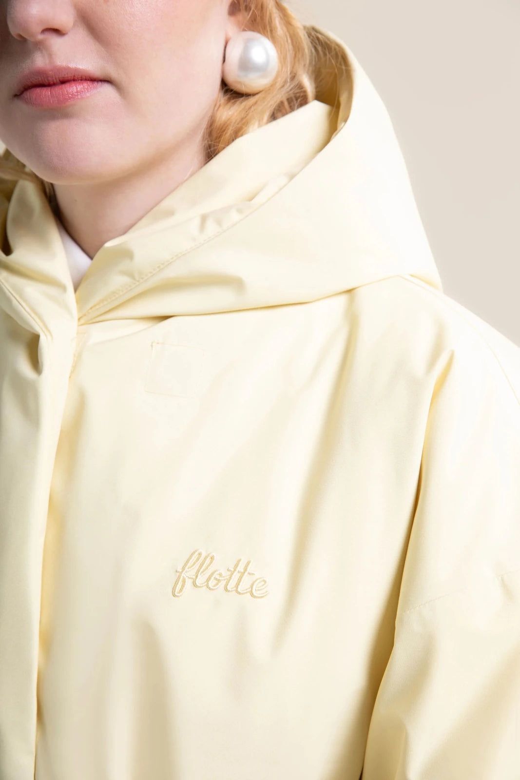 1FT1007-023 [FLOTTE] Clery 短版交叉包裹感羽絨外套 奶油 #26045 (EU)