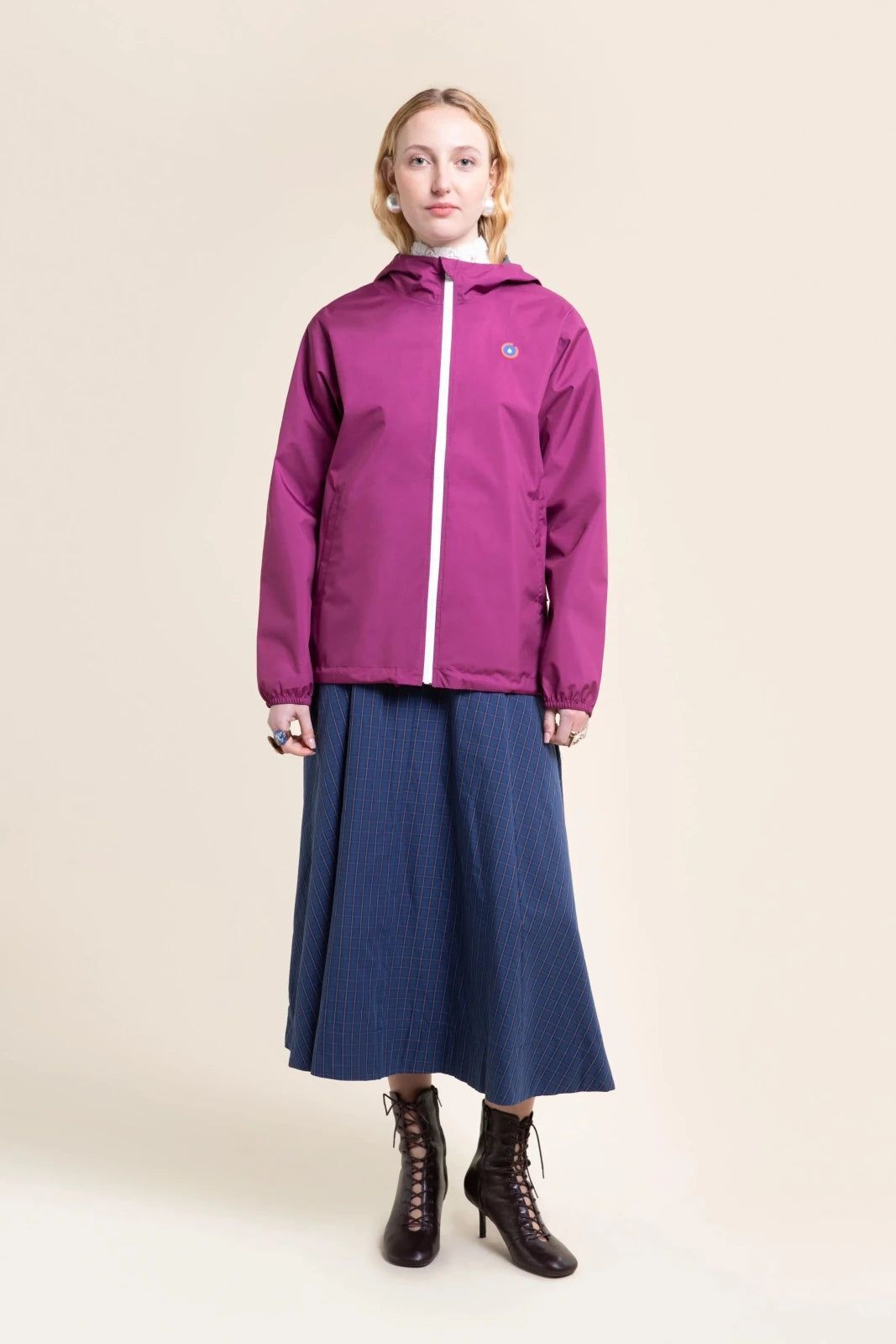 1FT1007-108 [FLOTTE] Passy Water-Resistant And A Brief Windbreaker Raspberry #20007 (EU)