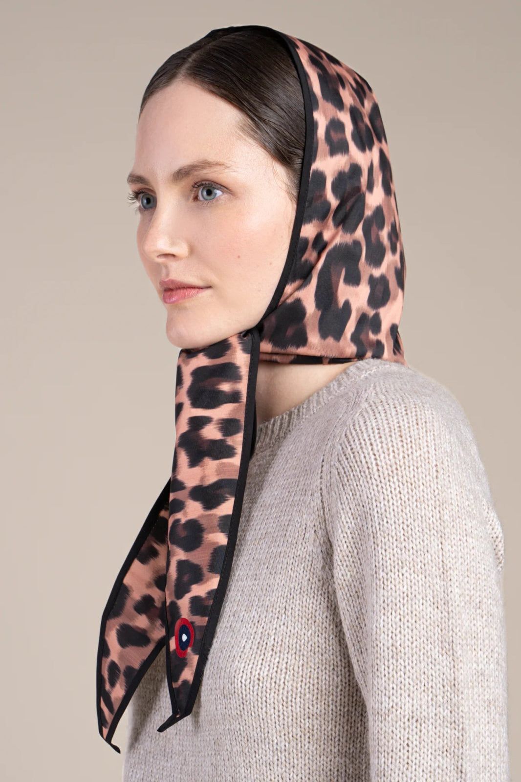 1FT1007-151 [FLOTTE] Couvre Chef Packable Hood New Leopard #21036 (EU)