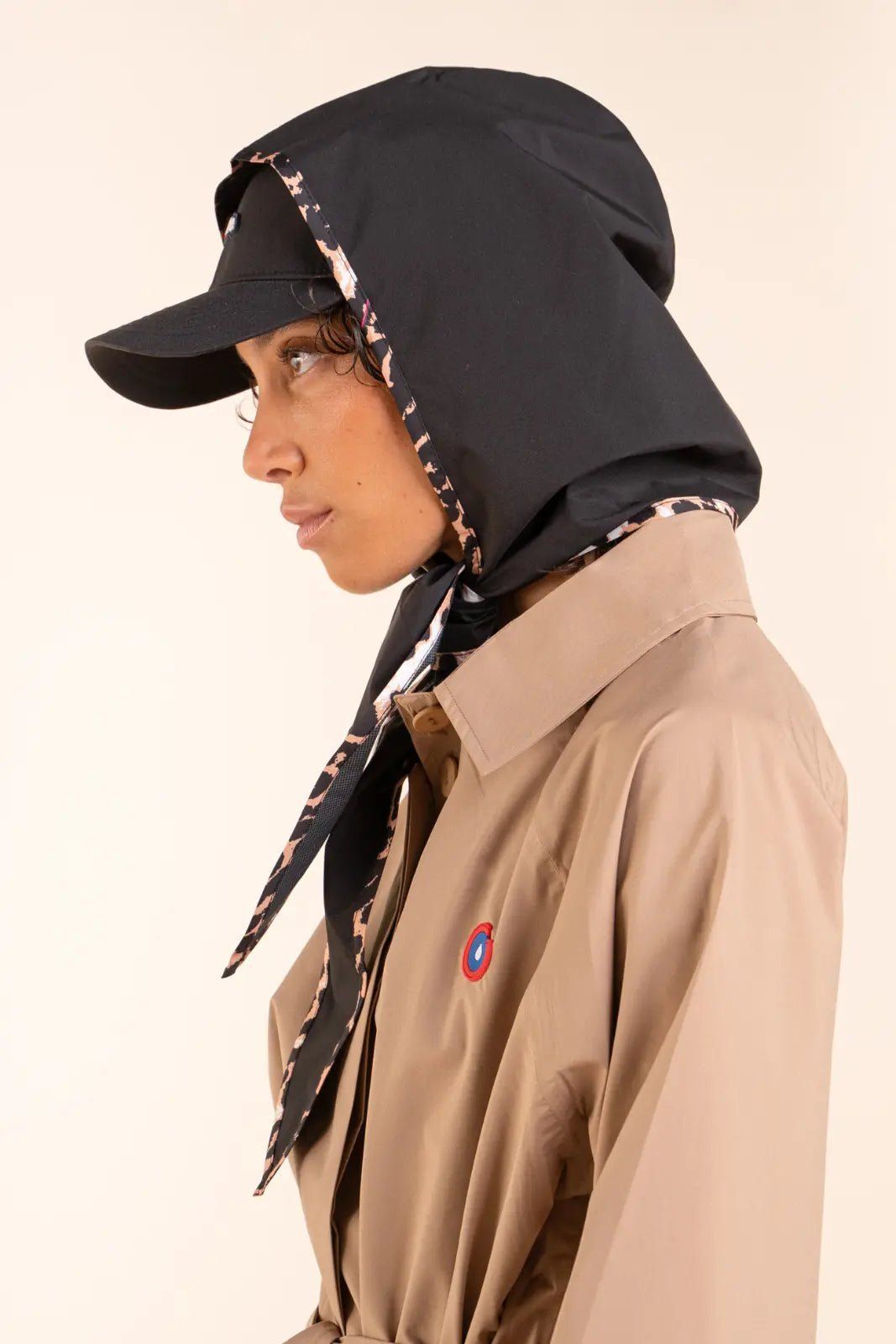 1FT1007-152 [FLOTTE] Couvre Chef Packable Hood Brown #21036 (EU)