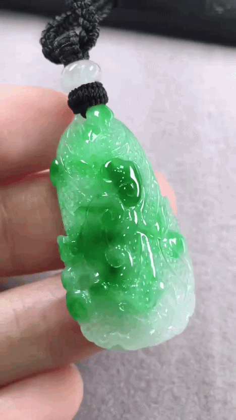 927323 翡翠百財