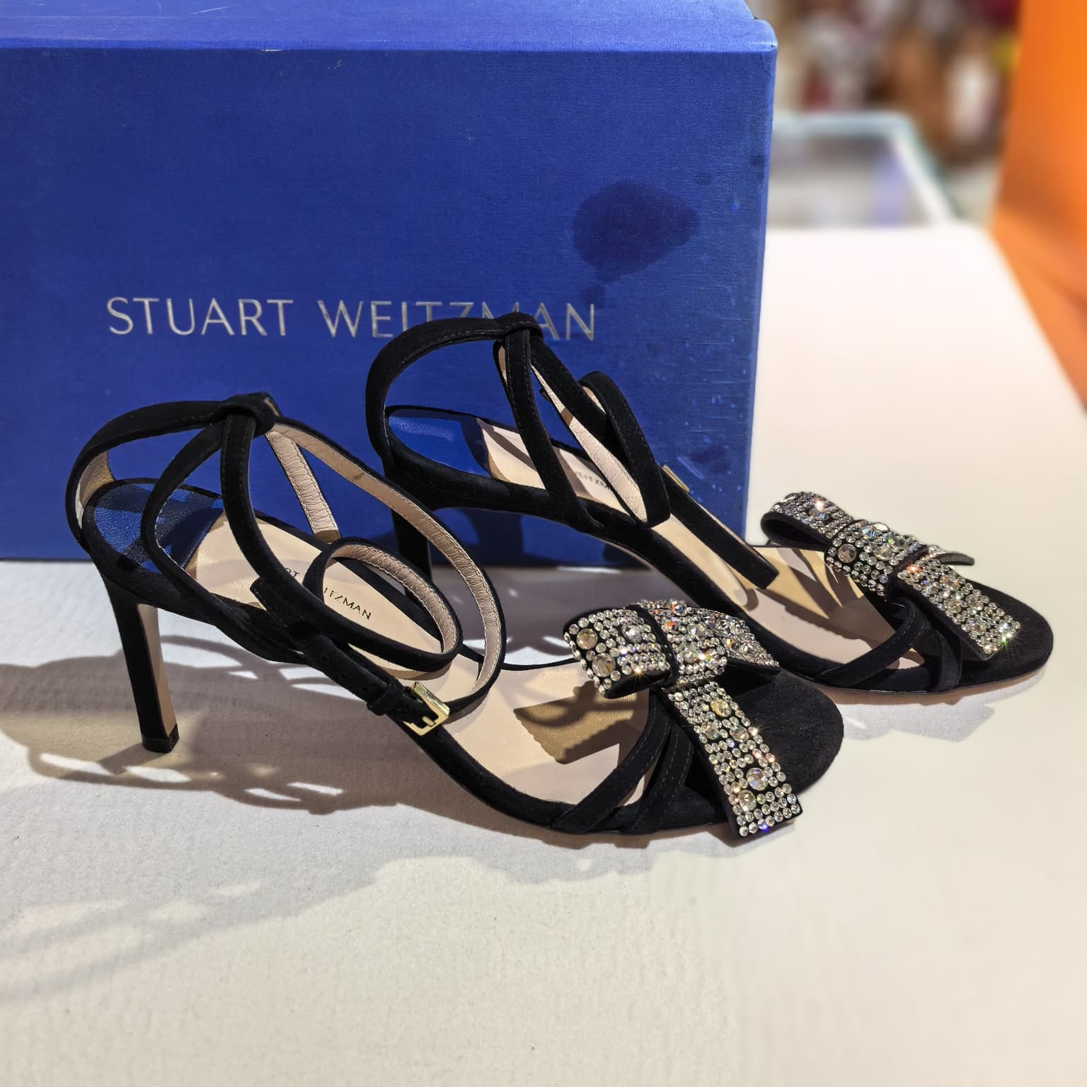 Display !!! 全新STUART WEITZMAN高跟鞋 38.5碼 黑色麂皮綴水鑽蝴蝶結 #BRAND NEW #香榭站正品