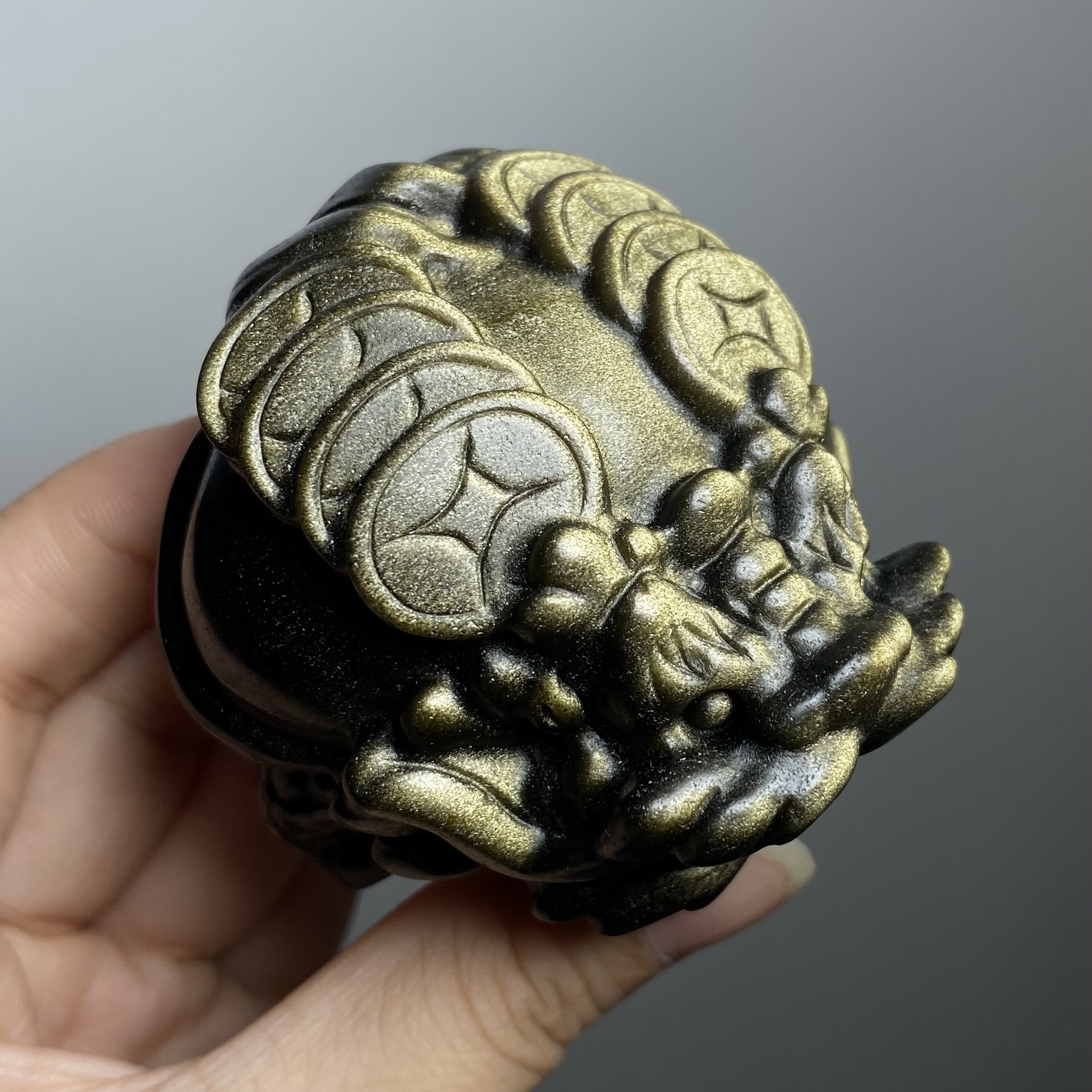 金曜石錢幣龍龜
