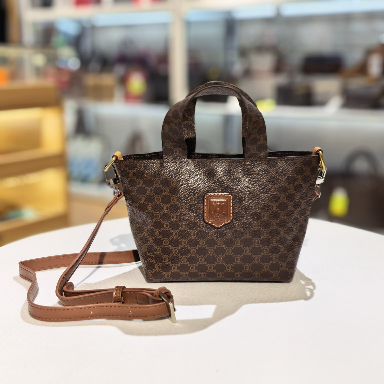 90%NEW二手CELINE餃子包,中古包 ,Vintage 復古老花 Macadam 圖騰牛皮 #香榭站正品