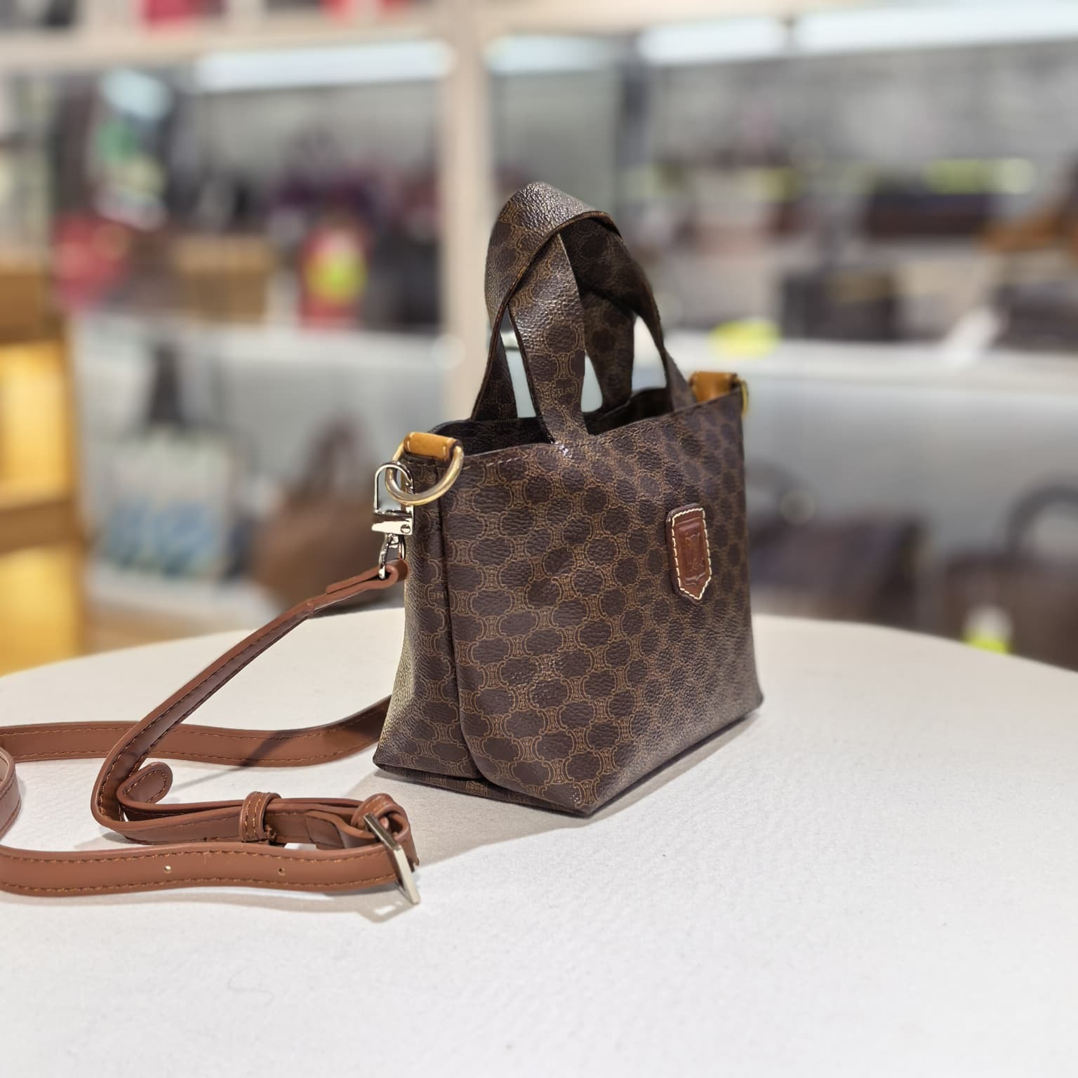 90%NEW二手CELINE餃子包,中古包 ,Vintage 復古老花 Macadam 圖騰牛皮 #香榭站正品
