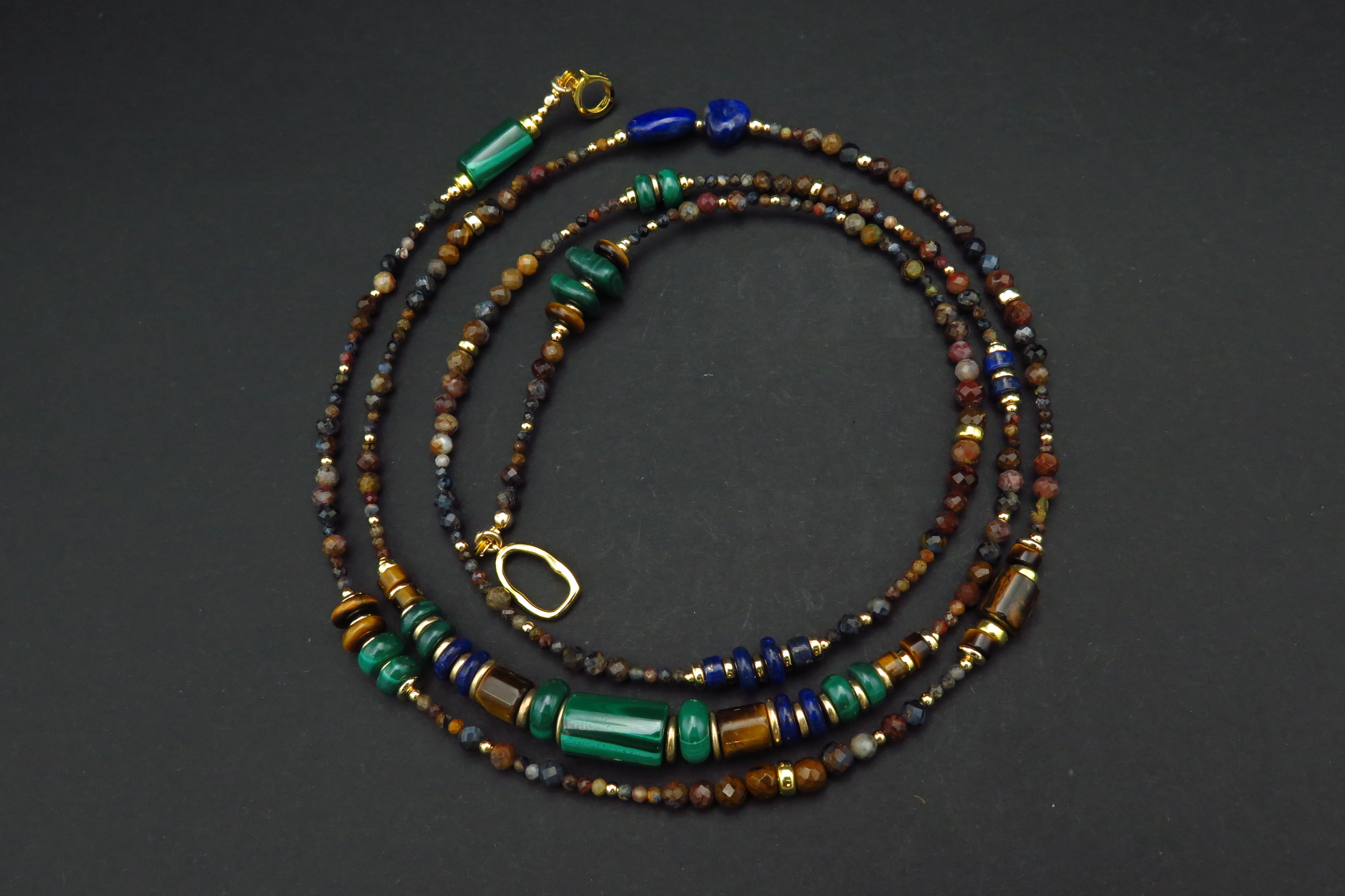 COLE COOL FULL HOUSE natural stones long necklace