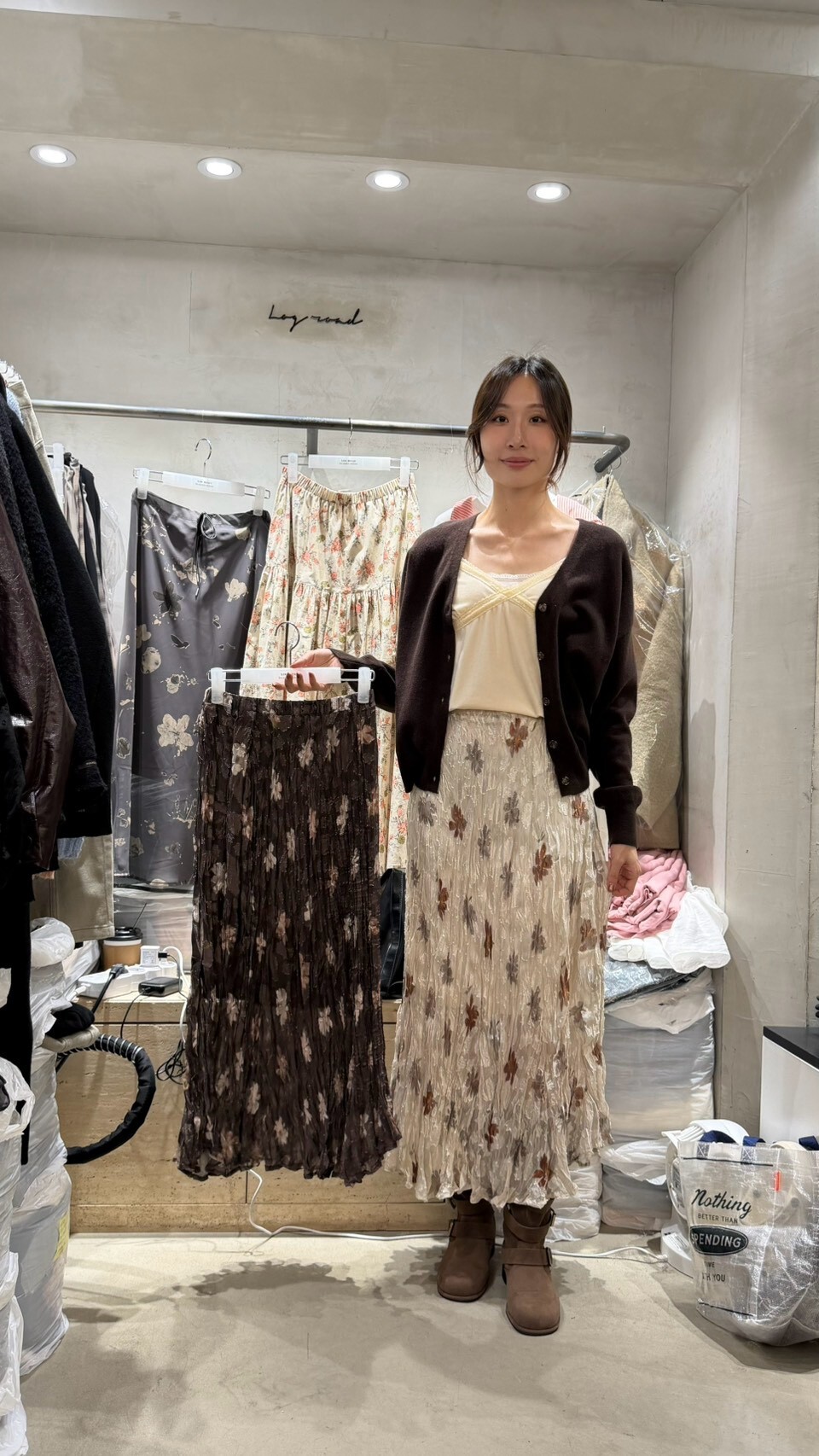 LG7232 微光壓皺肌理感碎花長裙