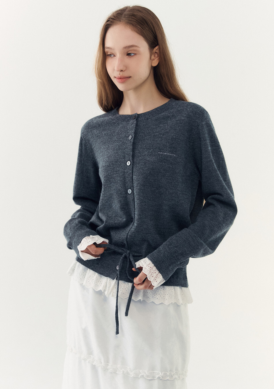 【入LIVECODE一件減至$388😱🔥！】【韓妹大愛品牌！北村旗艦總店封館🇰🇷】【MARIECLAIRE】Lace layered shirred cardigan(2 Colors)