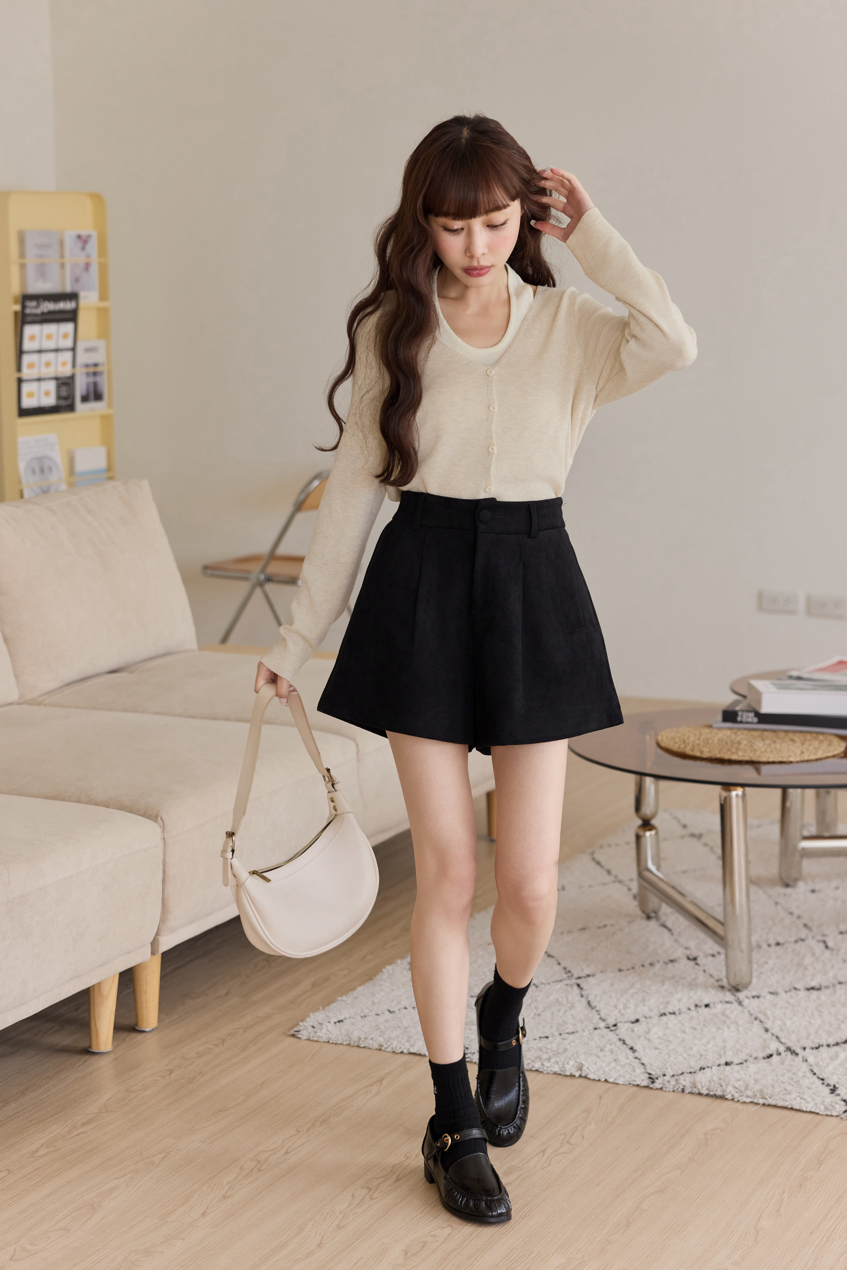 Leg-Slimming Suede Fabric Shorts