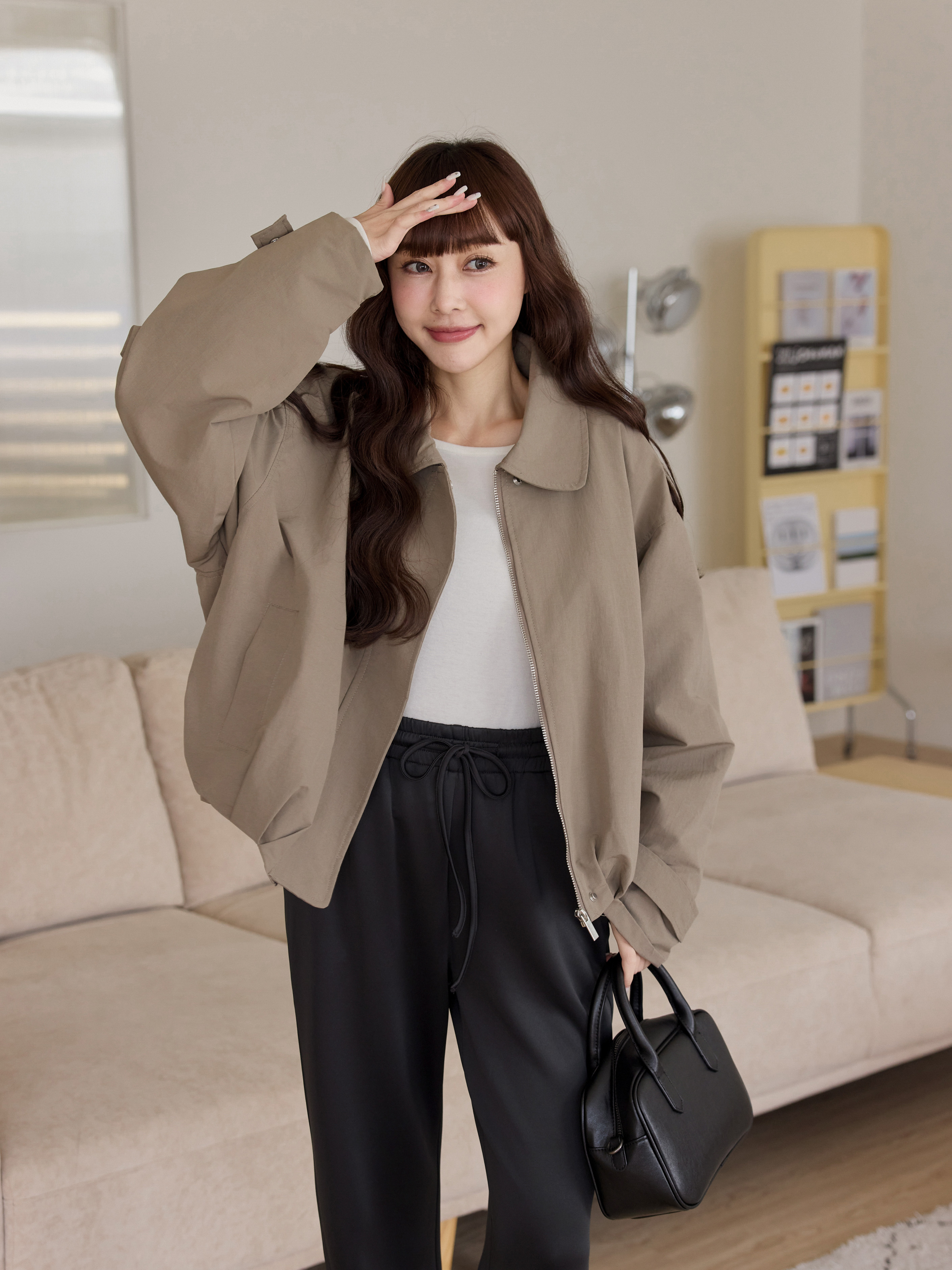 Airy Zip-Up Windproof Jacket