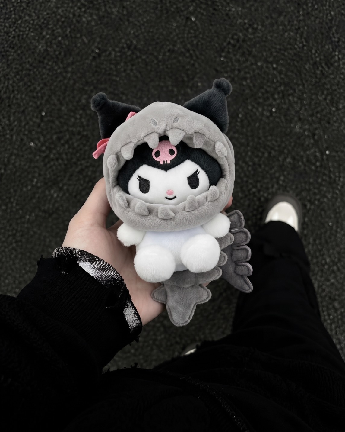 正版授權 Sanrio x E-Strong 三麗鷗 恐龍 可拆 毛絨 吊飾 七款