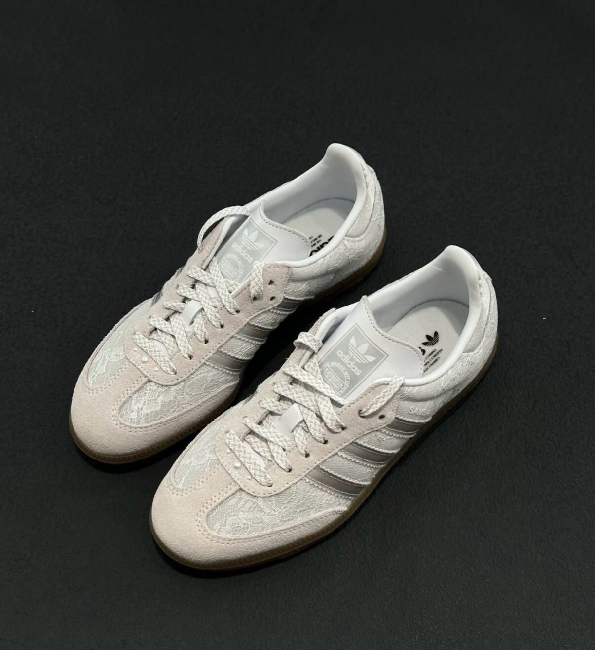 【Luxury】 ADIDAS ORIGINALS SAMBA OG 愛迪達T頭鞋 經典日常 低幫 愛迪達德訓鞋 男女同款 白淡灰 KH7841