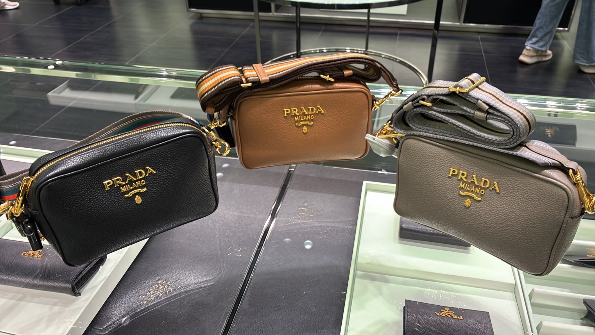英國代購-PRADA 1BH096 BANDOLIERA