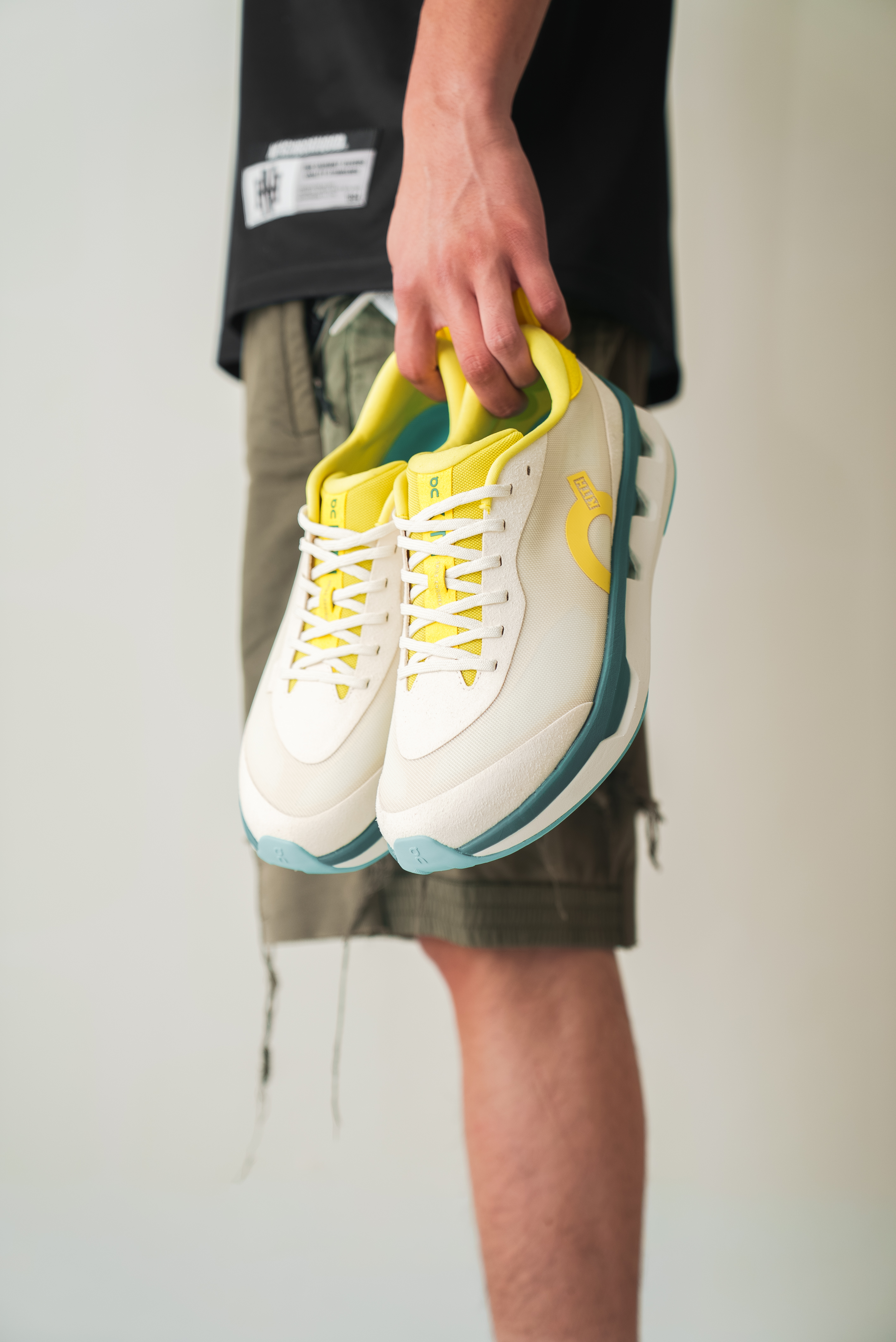 【Focus Store】預購 Kith x On K-Tech 3 "Ivory Storm" 象牙白 3MG31190980