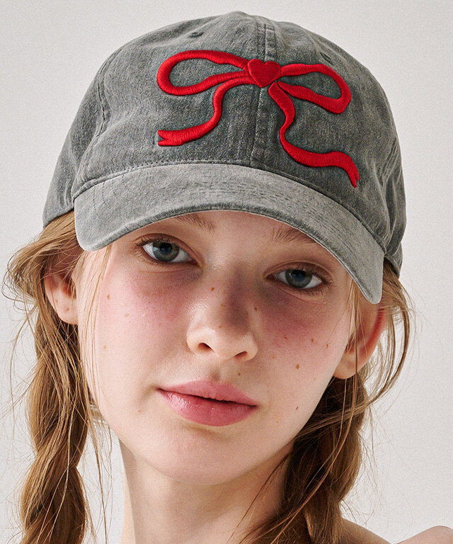 <韓國限時代購> RONRON HEART RIBBON BALL CAP