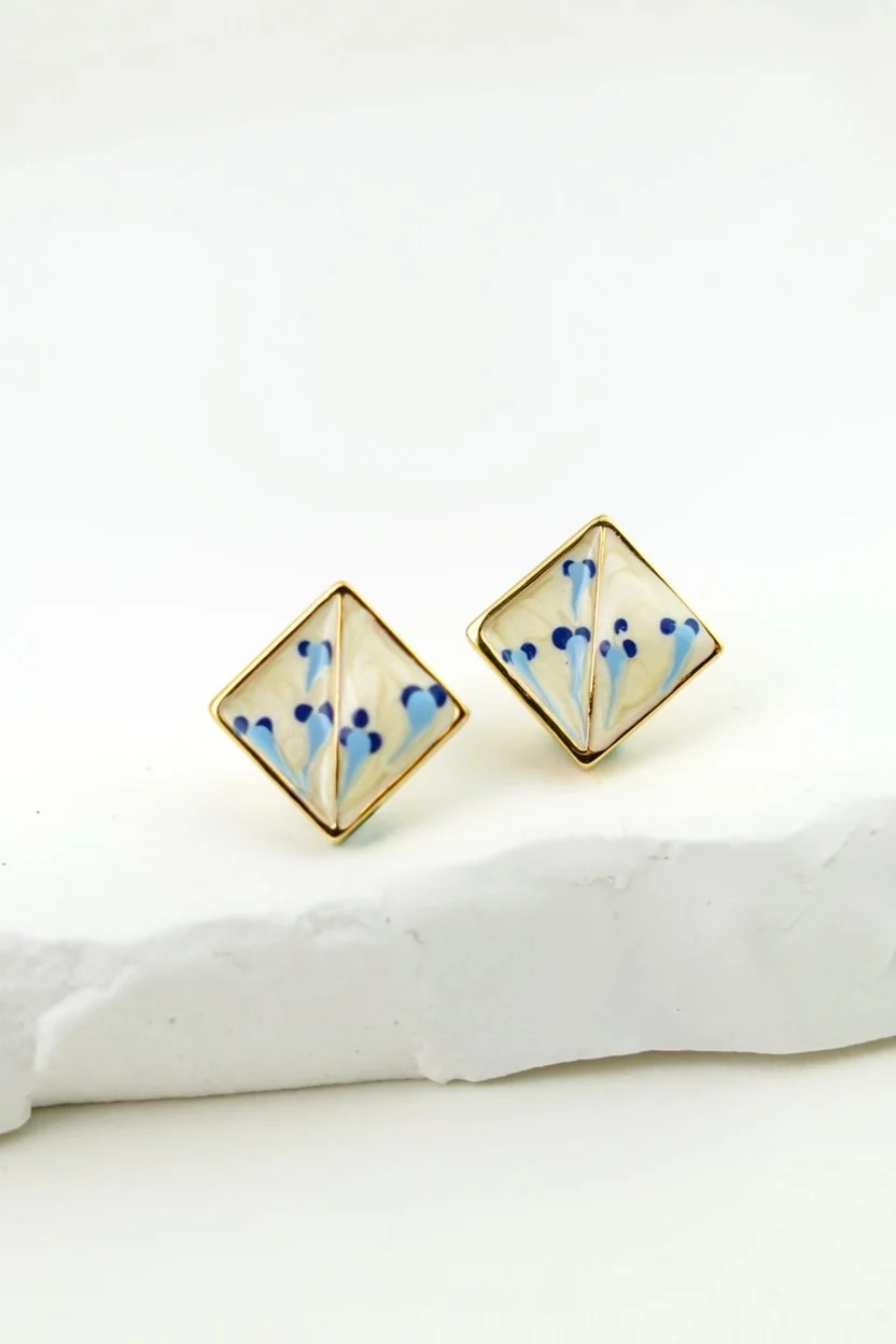EP Varia Earrings — Detachable Lapis & Pearl Drop