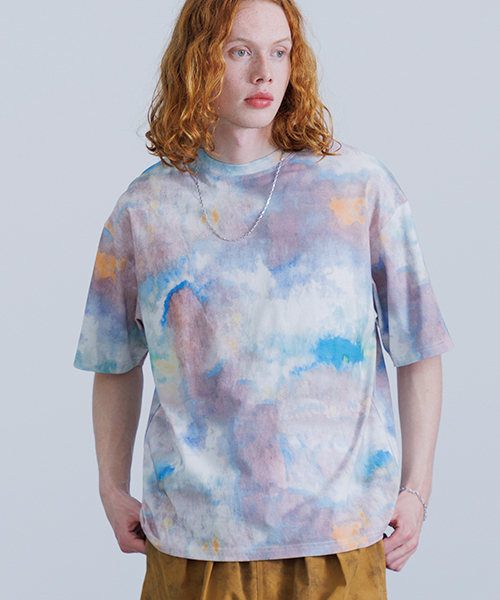 Revo.tokyo｜ Gradient Color SS Tee