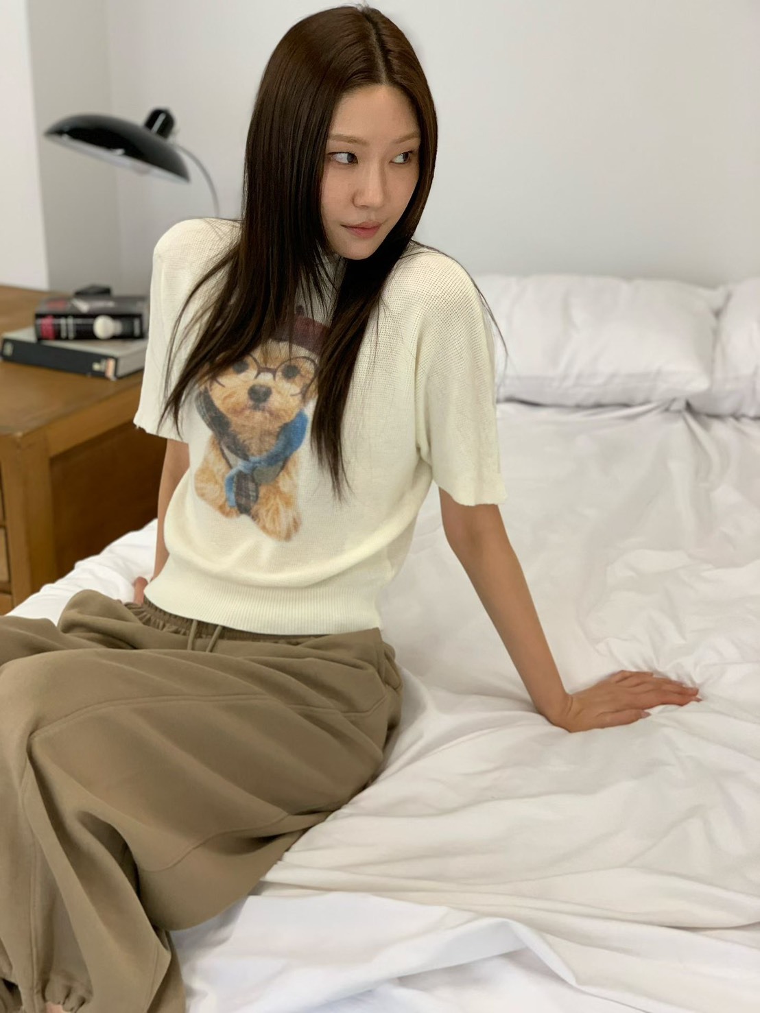 高領畫家狗狗上衣