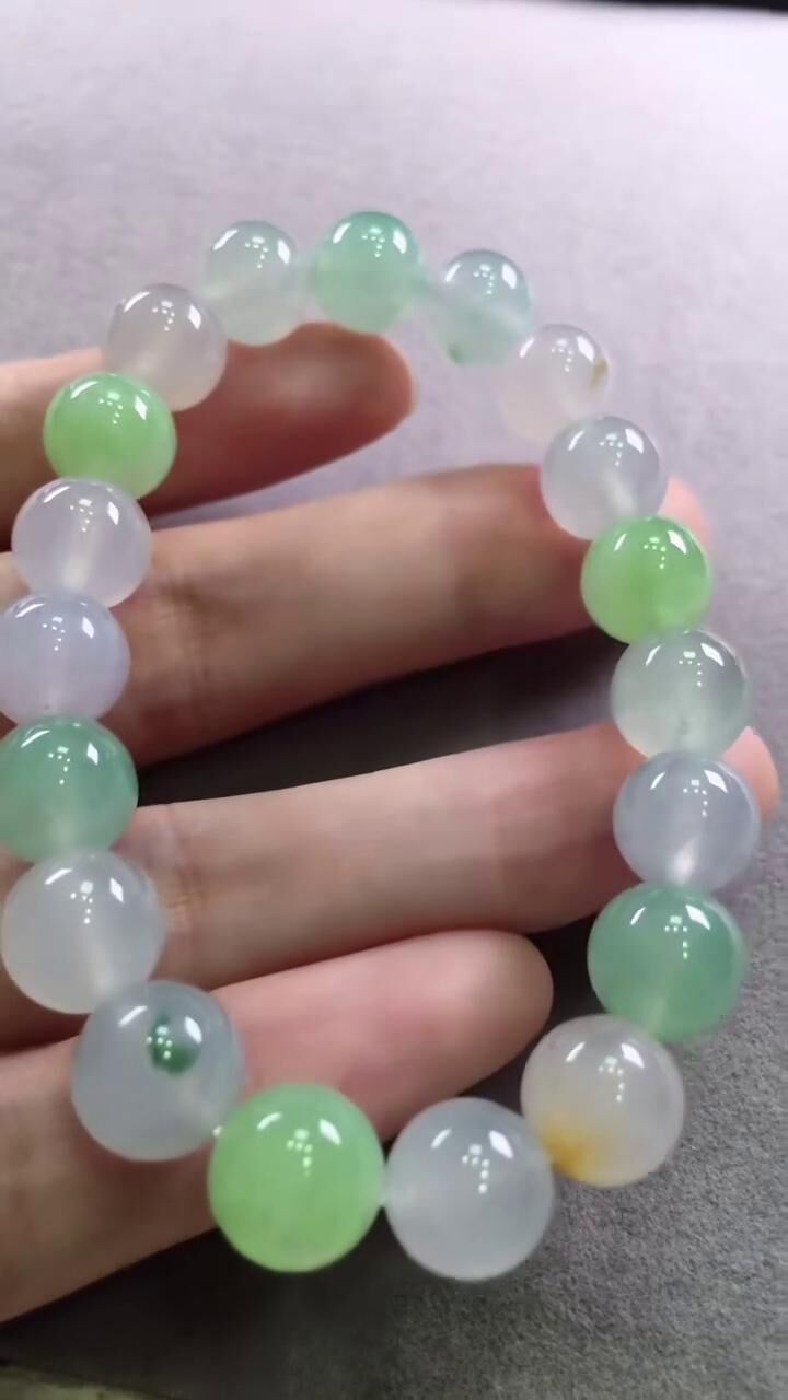 927325 翡翠多寶手串 (10mm直徑)