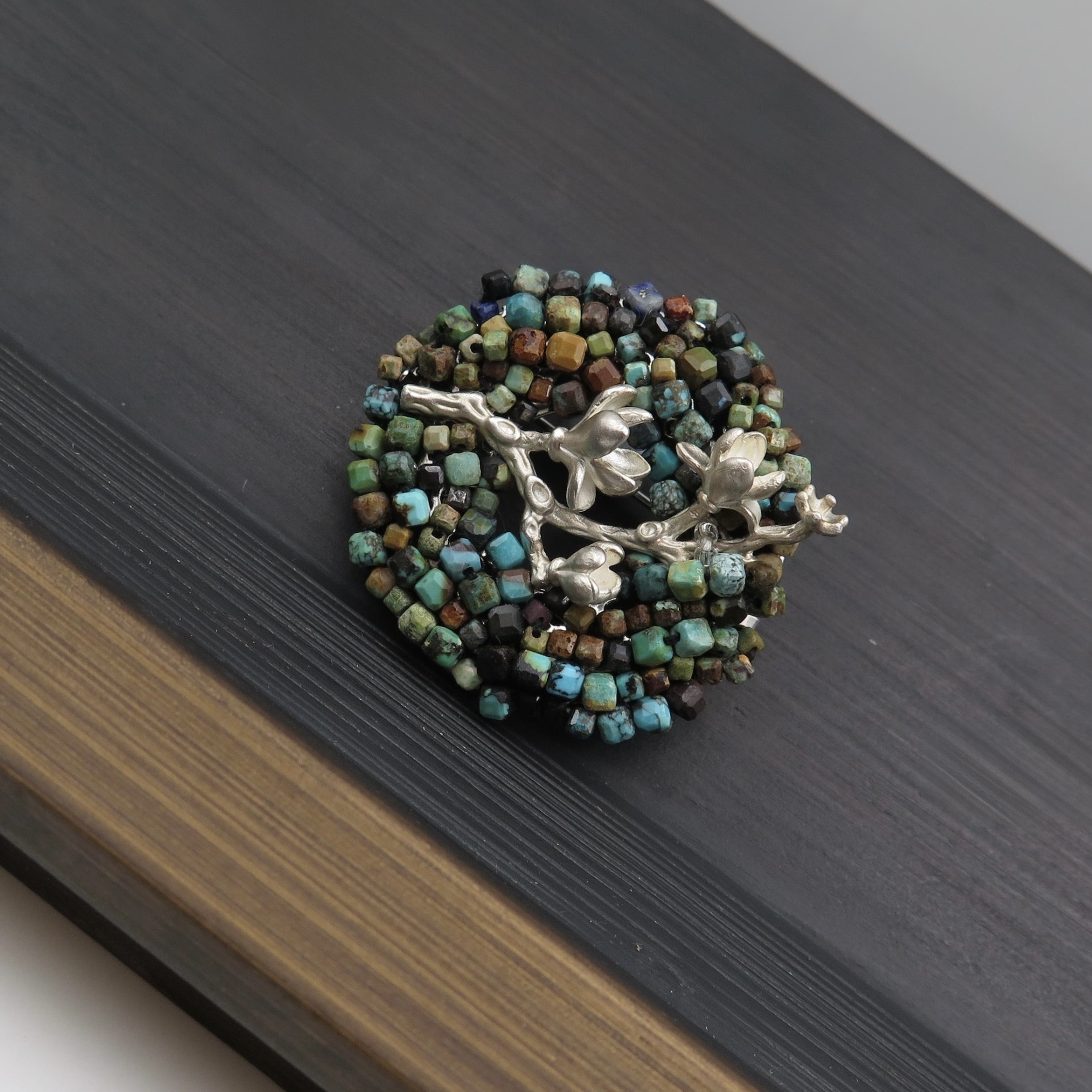 COLE COOL Hand-beading Series - Turquoise silver Magnolia Brooch