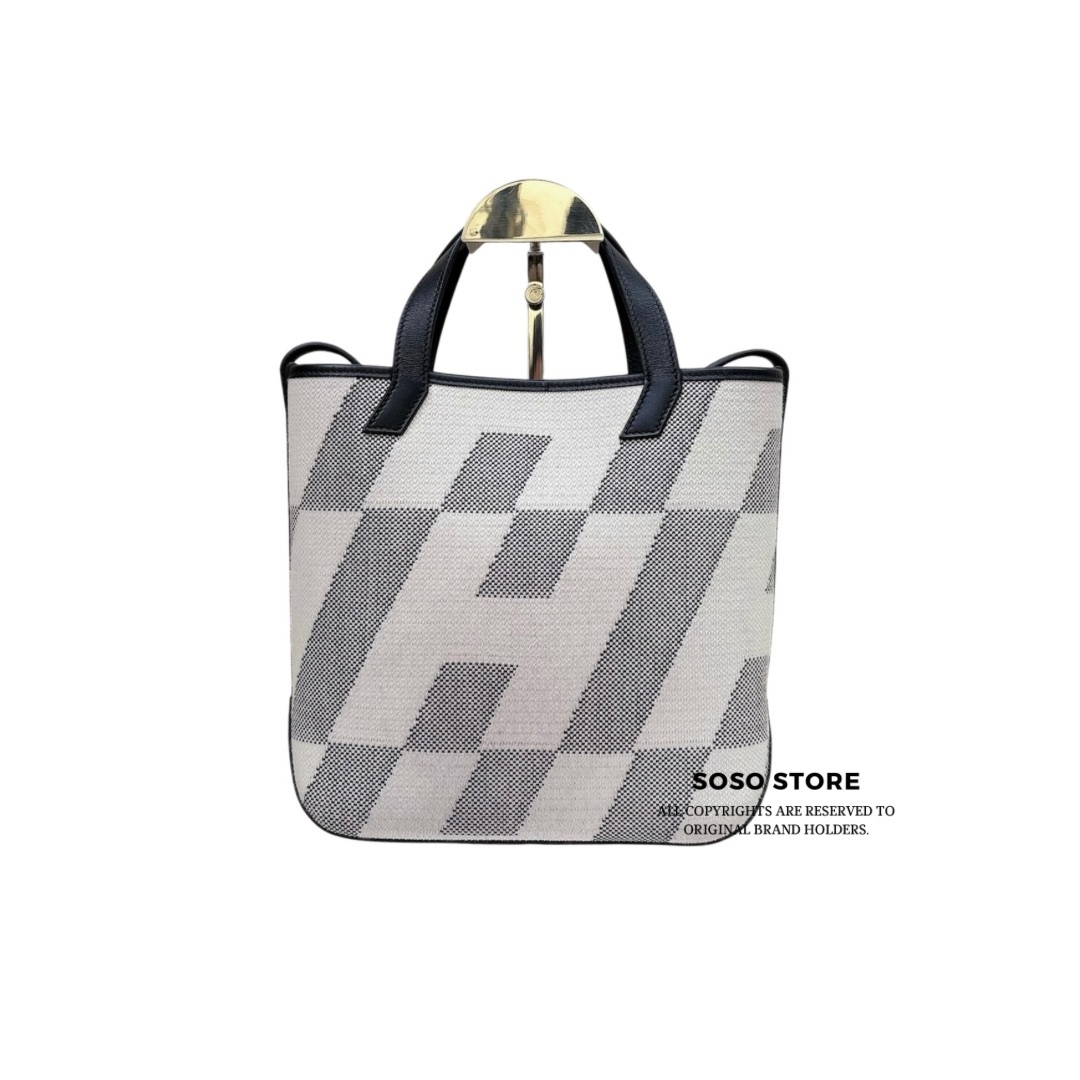 Hermès Cabas H En Biais 27 - Noir&Ecru / -