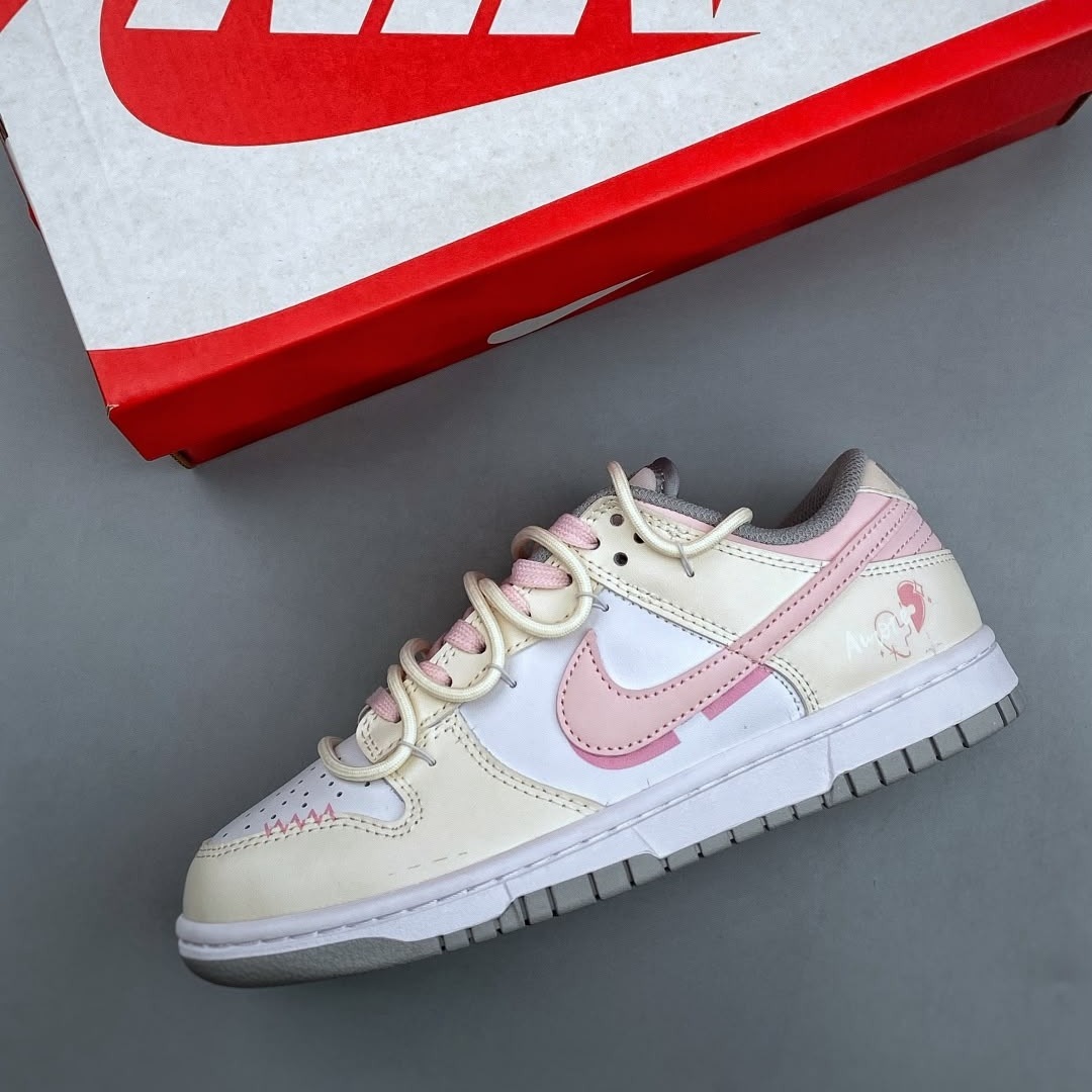 Nike SB Dunk Low 粉嫩客製款鞋