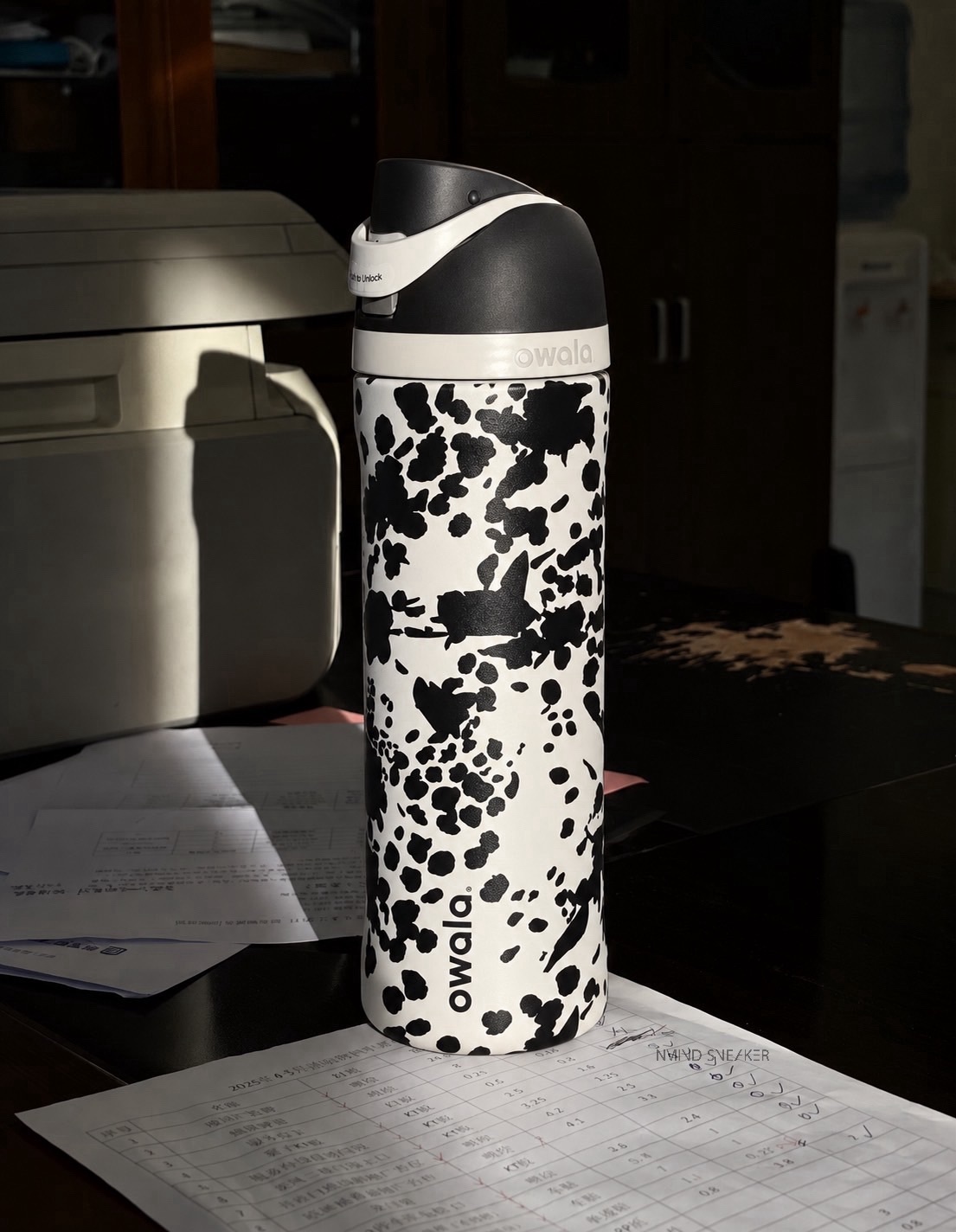 Owala 美國限定 黑白乳牛款 24oz 保溫杯