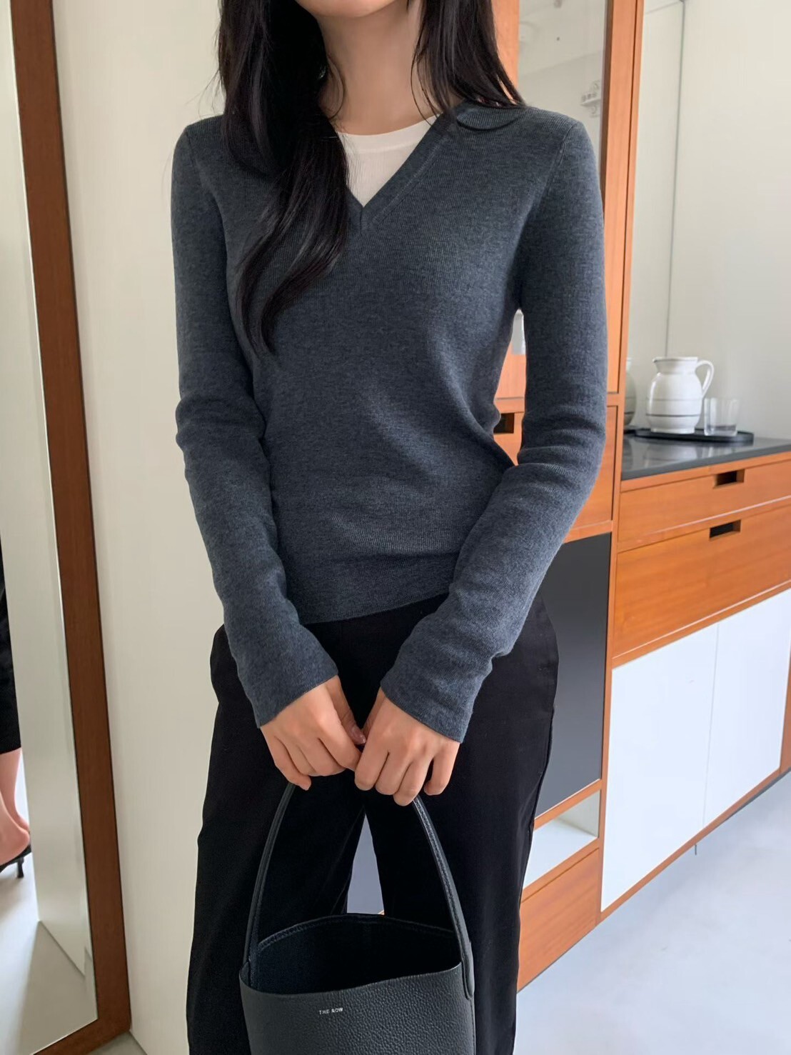 假兩件秋冬配色V領剪裁圓領上衣 / 3色