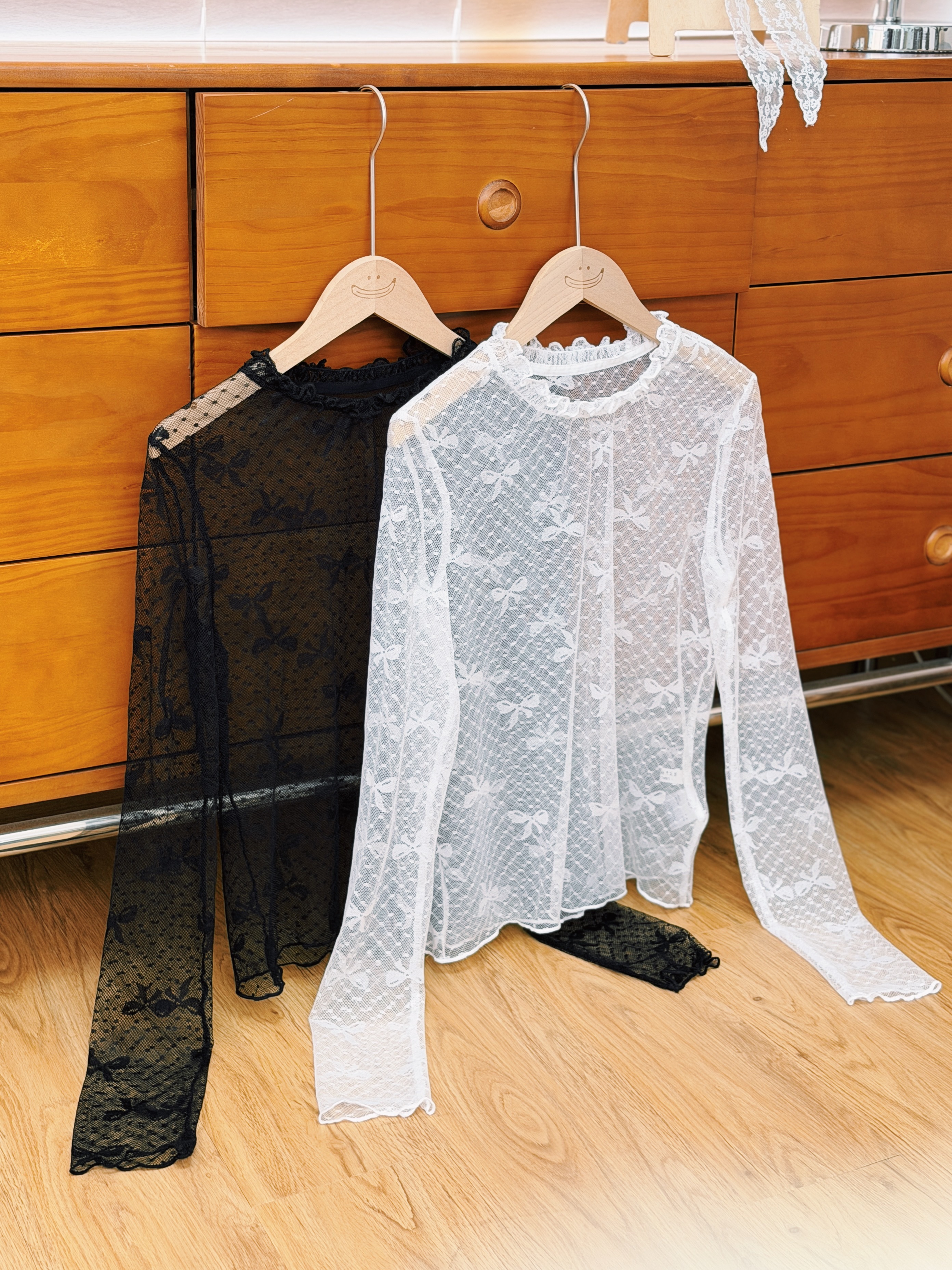 兩色 / 網紗圓點蝴蝶結長袖上衣 / Bow & Dot Mesh Long Sleeve Top