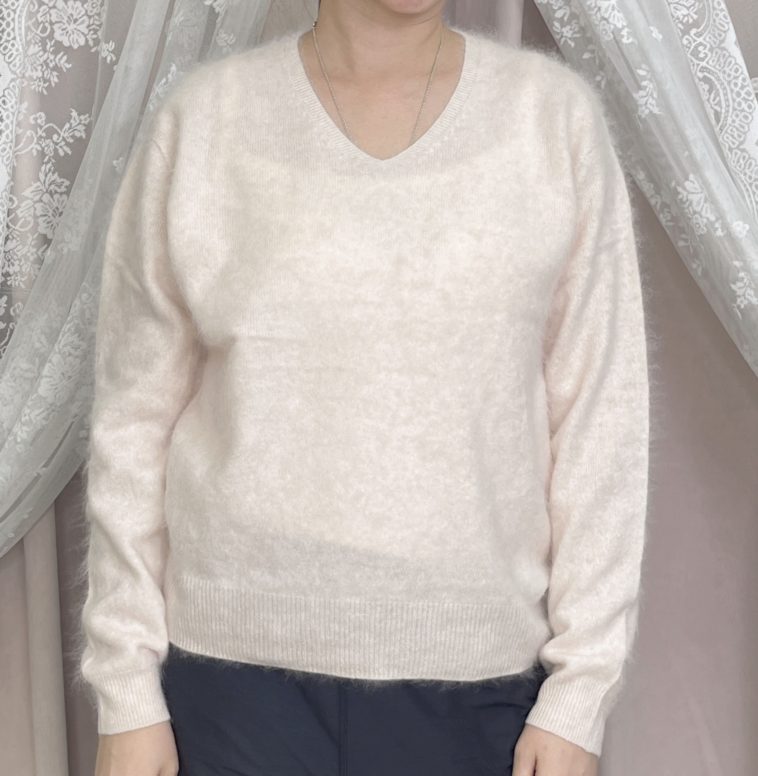 羊絨真絲混紡V領毛衣Light Pink （FreeSize）20261008 娜姐x老闆娘｜專櫃出口私藏隱奢衣櫥 ✨