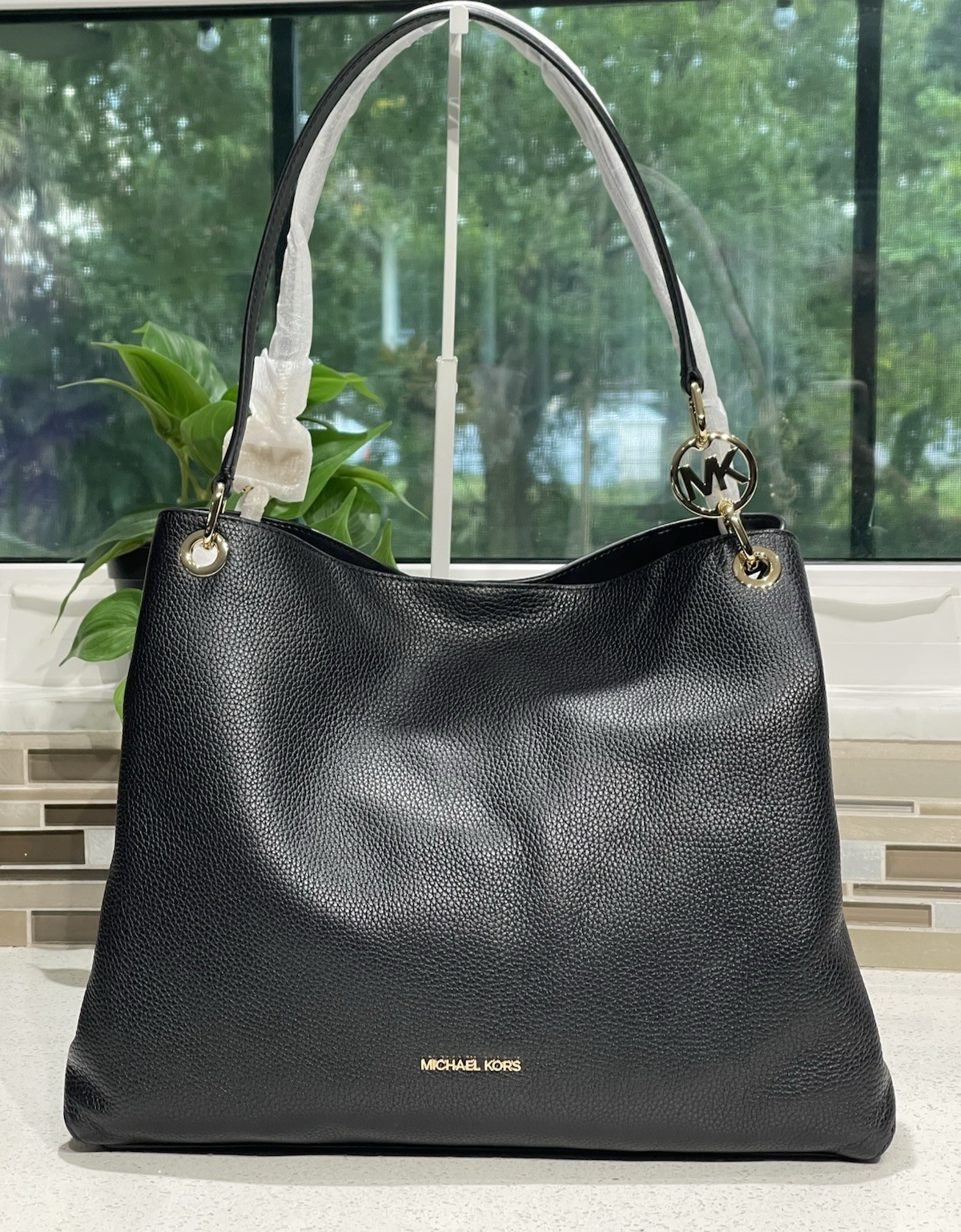 【預購】Michael Kors N100758 Christina 皮革單肩包 (黑色)
