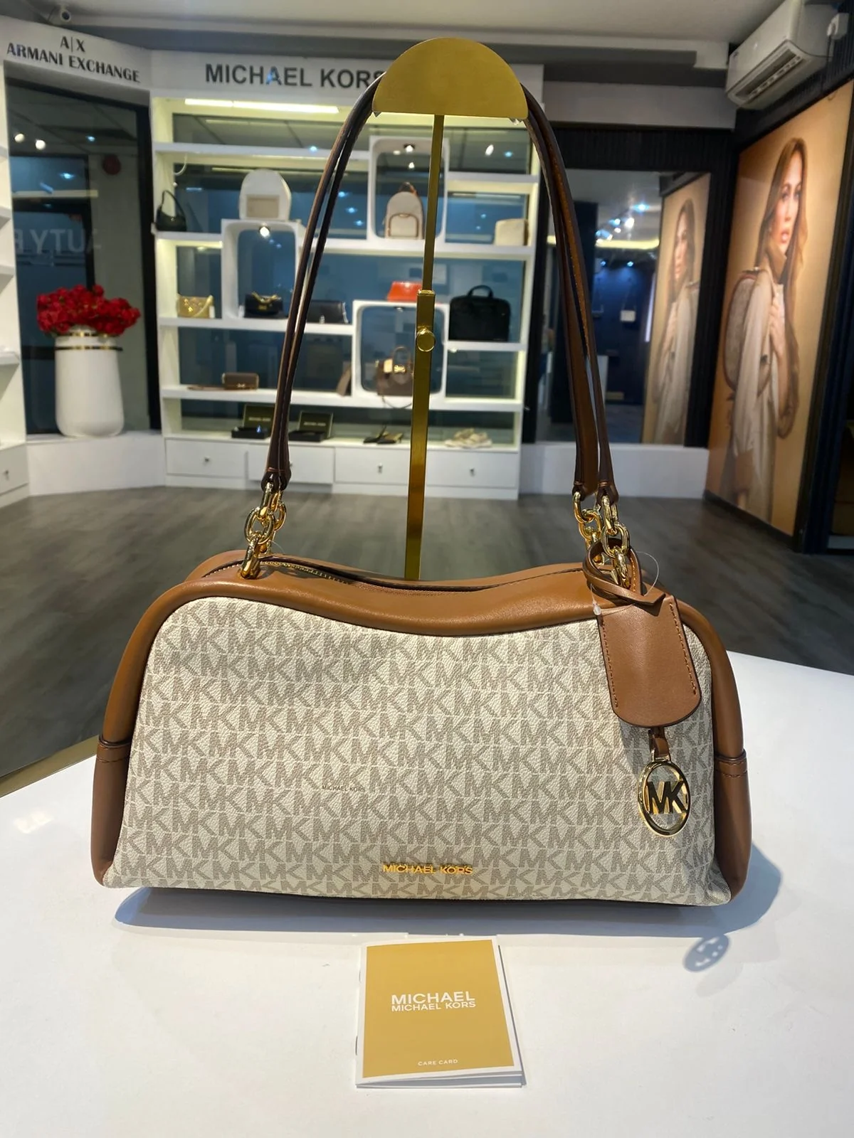 【預購】Michael Kors N100743 手提斜挎兩用包 (米白拼啡色)