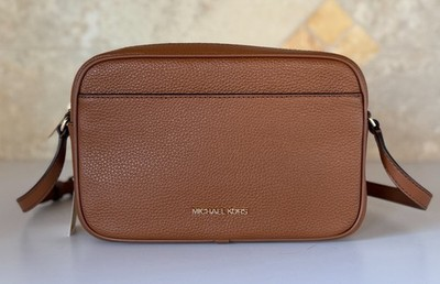 【預購】Michael Kors N100739 大號皮革斜挎包