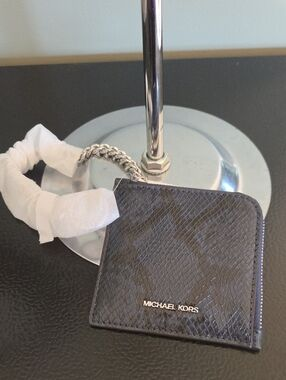 【預購】Michael Kors N100728 蛇紋拉鏈銀包