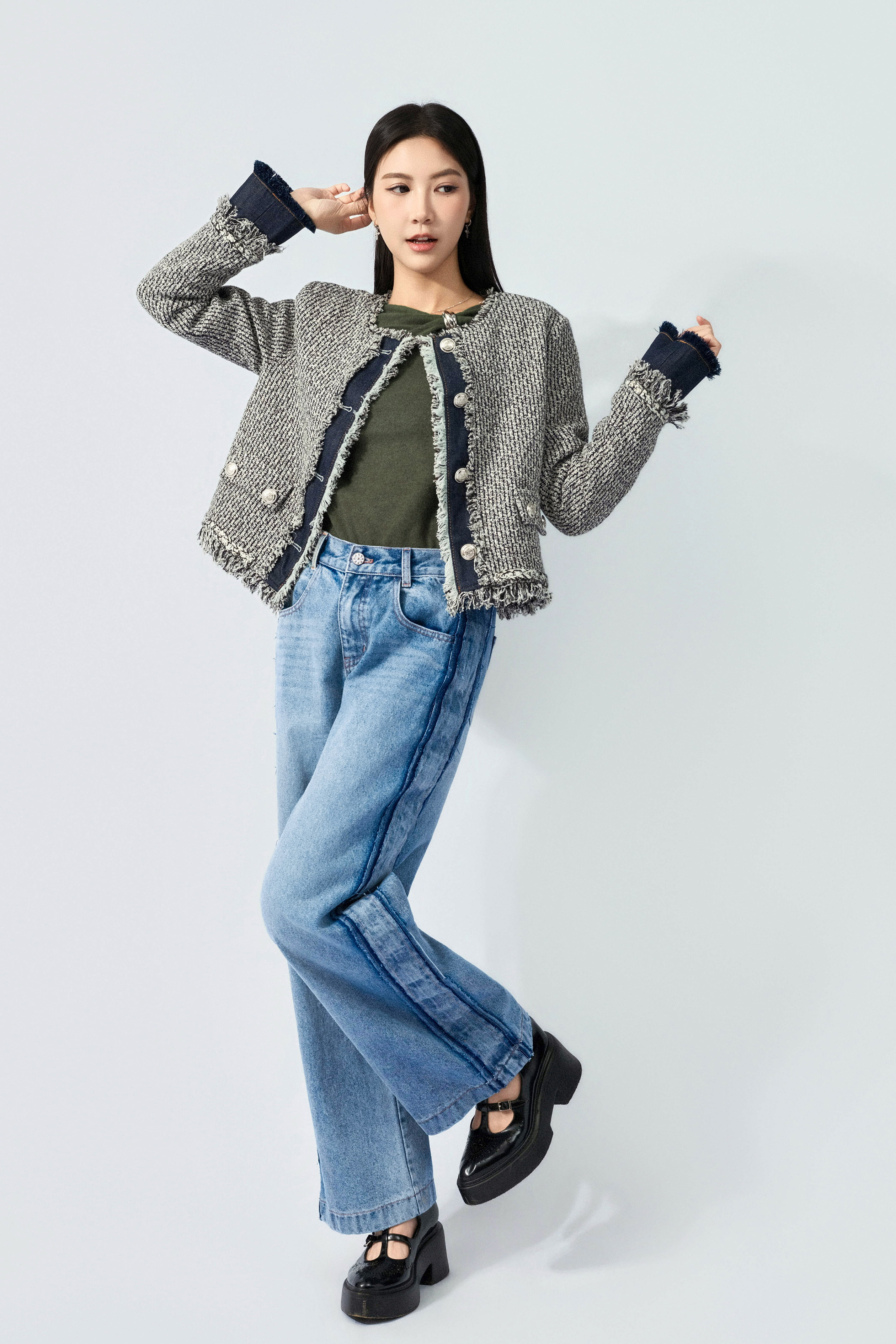 FW26_0105（外套＋上衣＋牛仔褲）