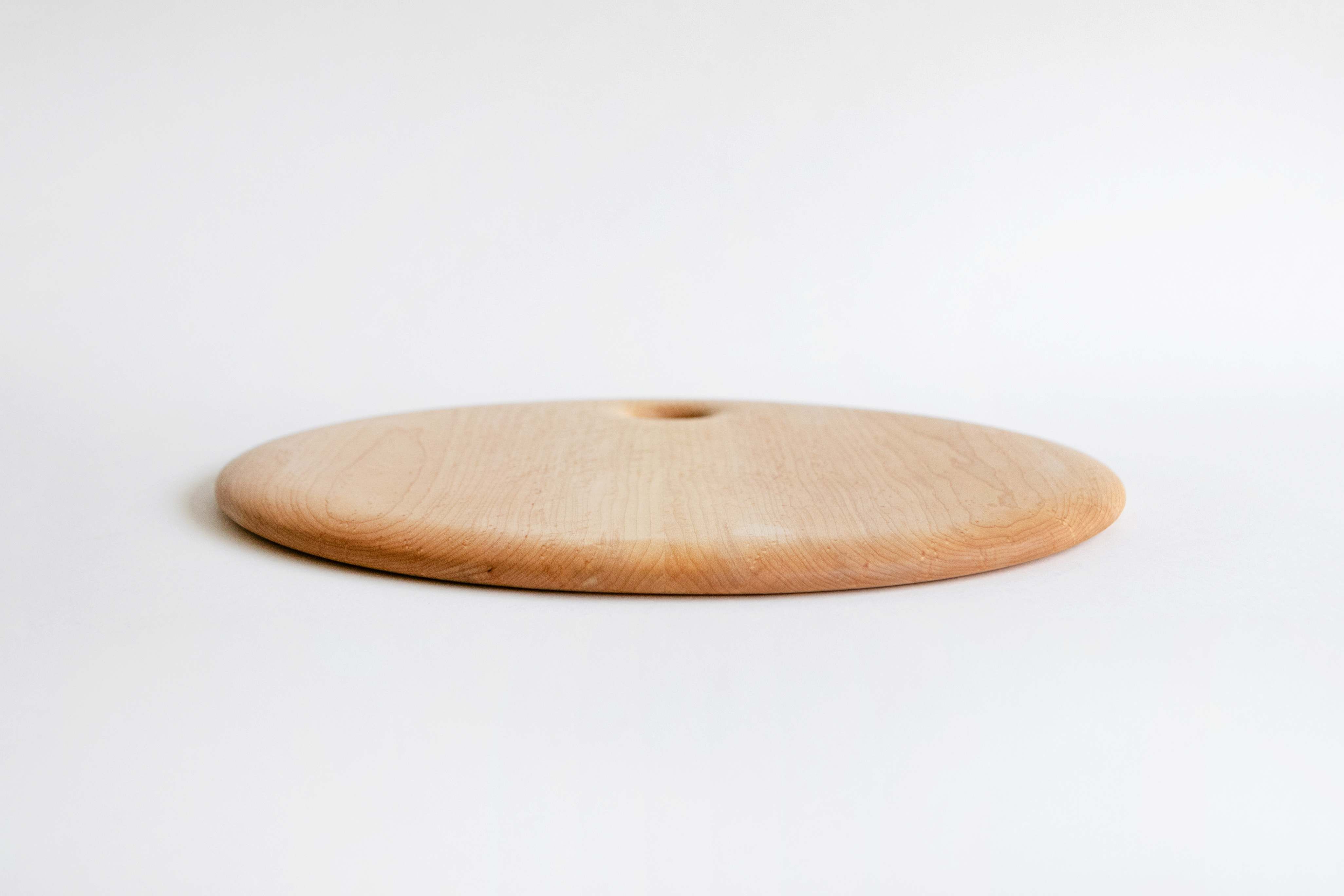 Edward Wohl - 鳥眼楓木麵包砧板 / 圓形 ( 直徑約35.6cm )