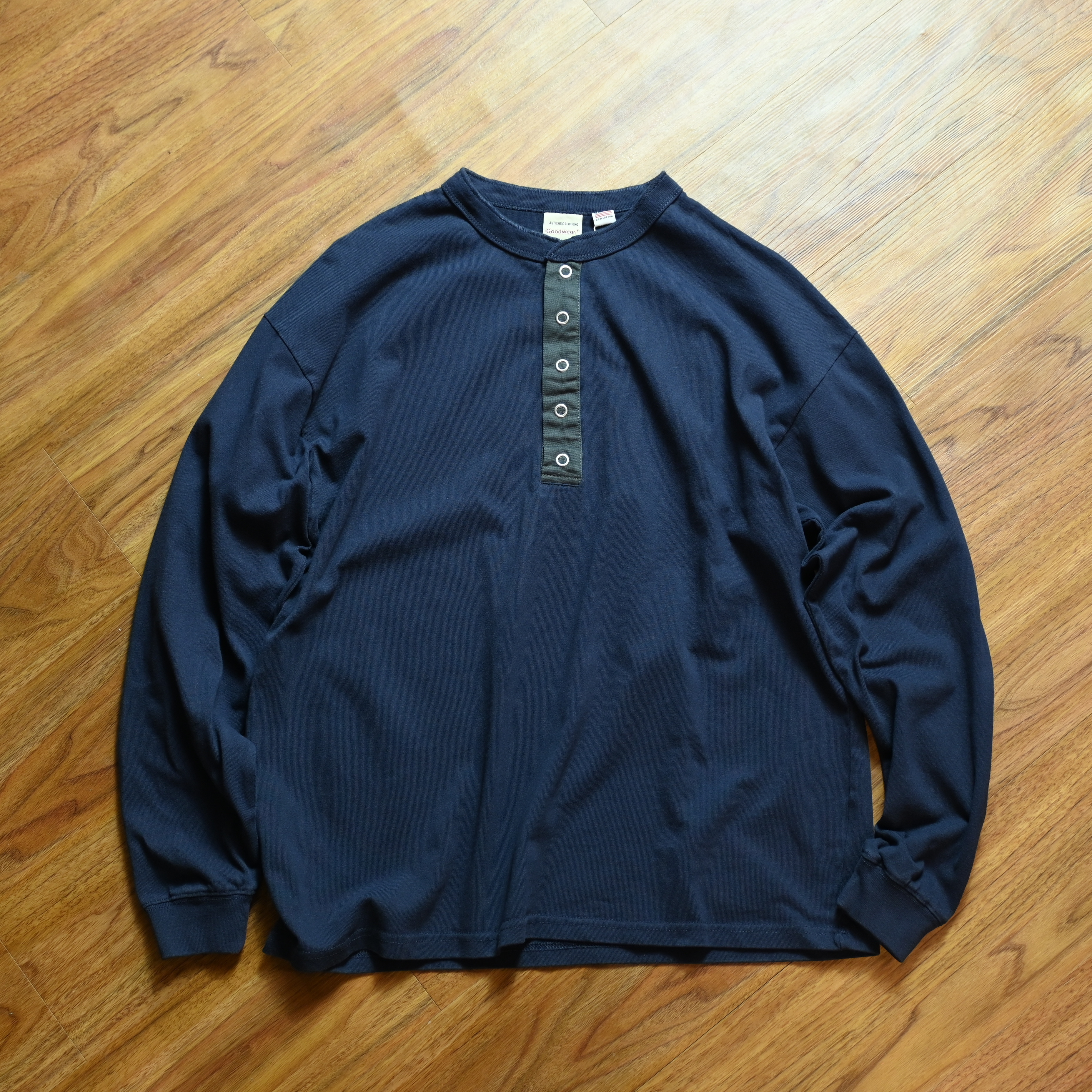 Goodwear Japan Utility Henley Neck Long Big Tee