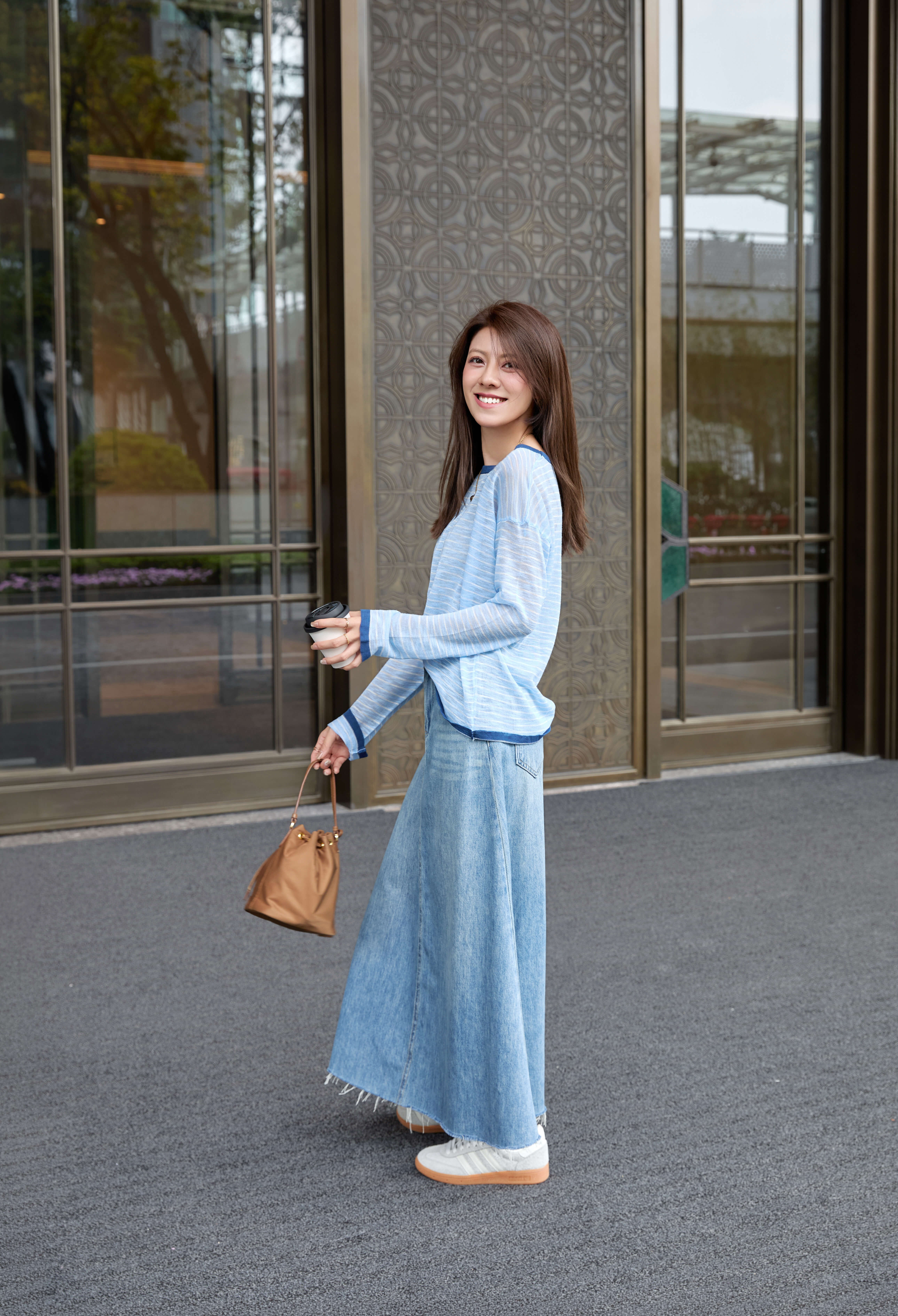 Flared Denim Maxi Skirt_SK2610L18